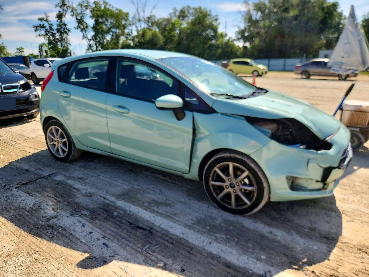 2019 Ford Fiesta Se Turquoise vin: 3FADP4EJ5KM126124