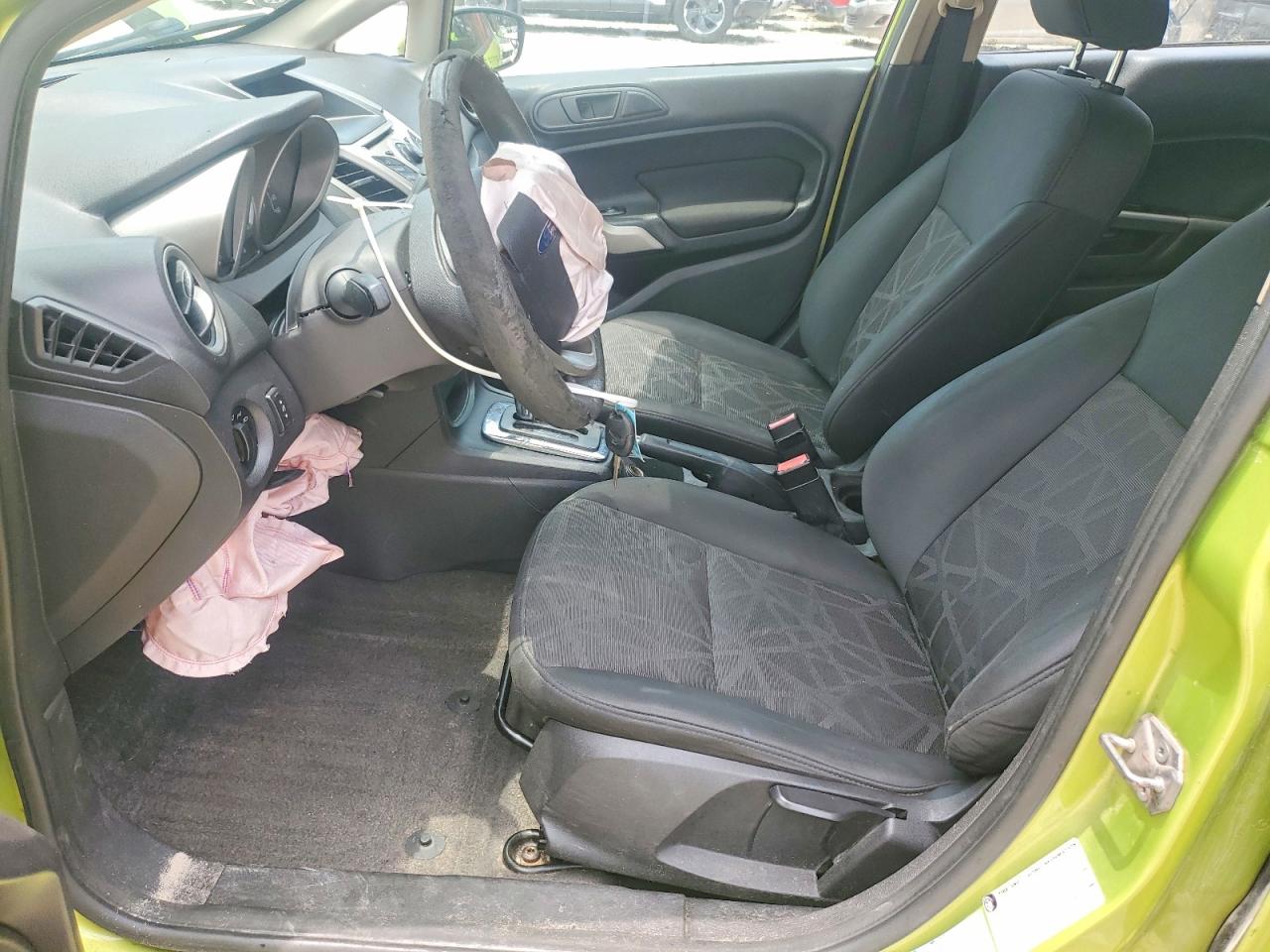 2011 Ford Fiesta Se Зеленый vin: 3FADP4EJ6BM113415
