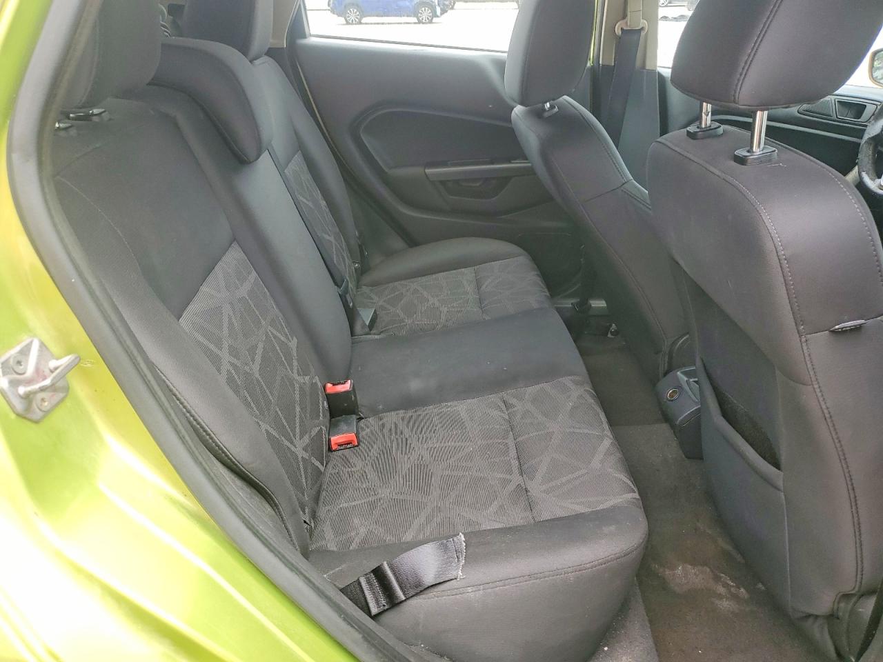2011 Ford Fiesta Se Зеленый vin: 3FADP4EJ6BM113415