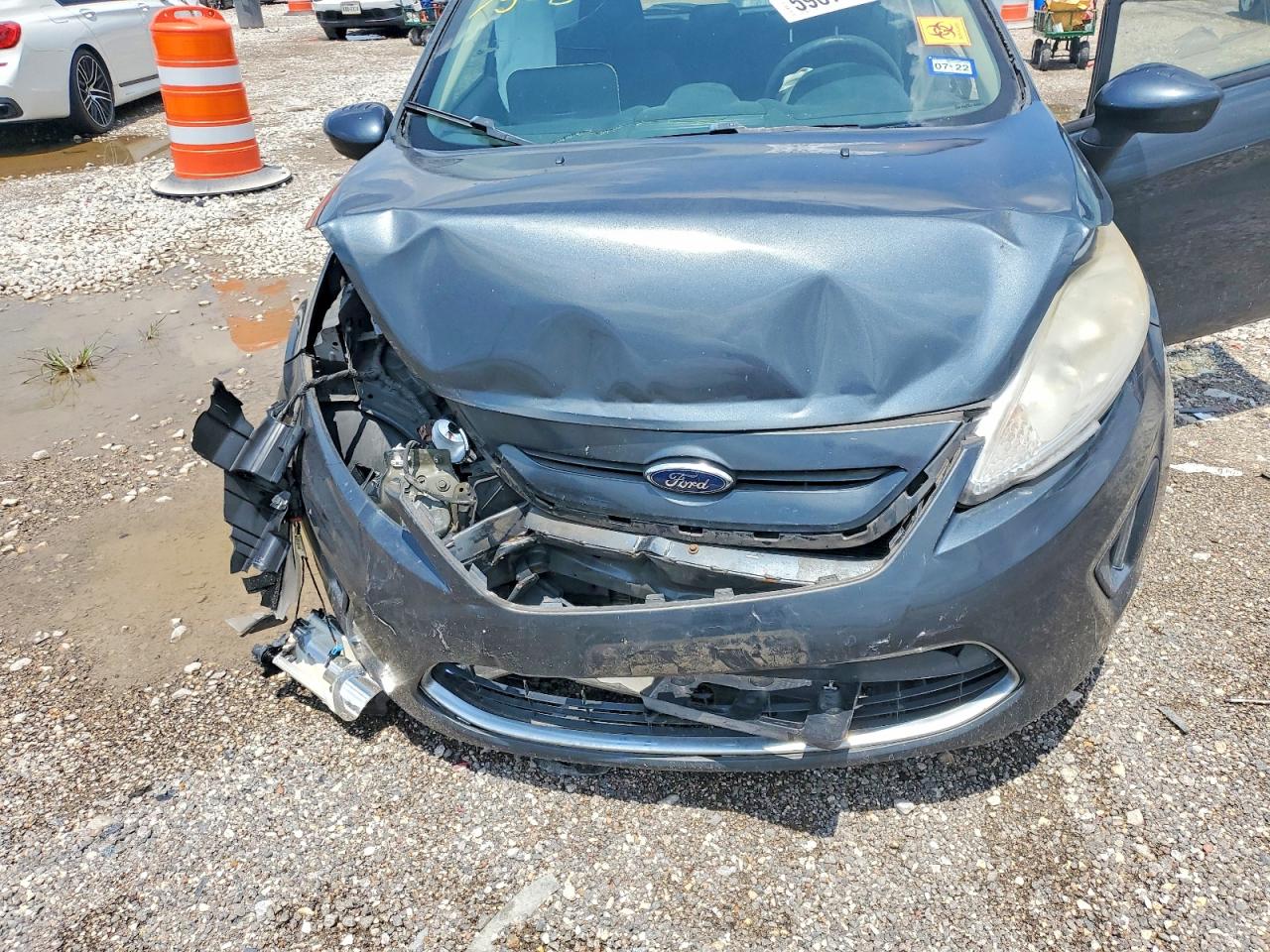 2011 Ford Fiesta Se Blue vin: 3FADP4EJ6BM127508