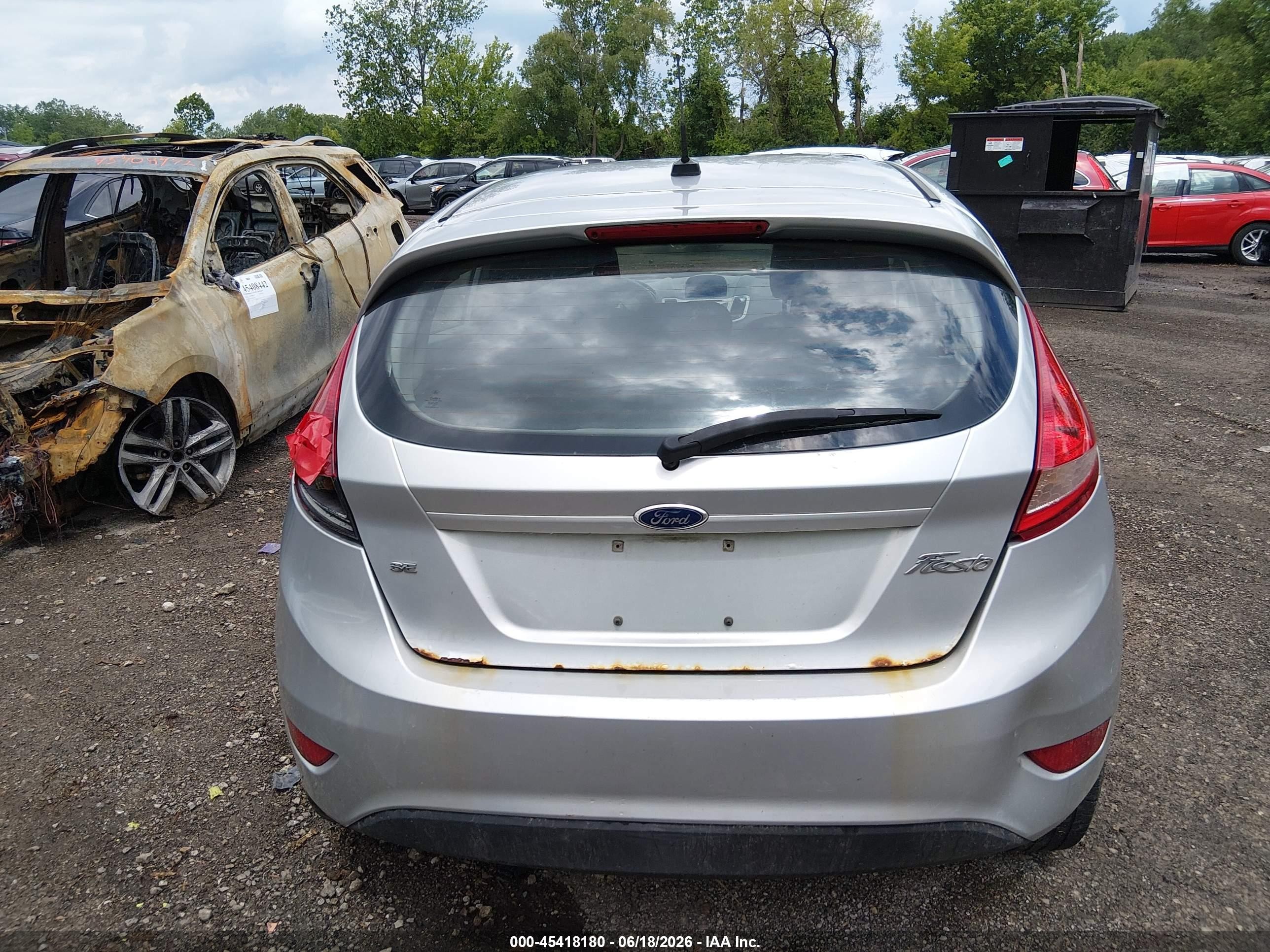 2012 Ford Fiesta Se Silver vin: 3FADP4EJ6CM132287