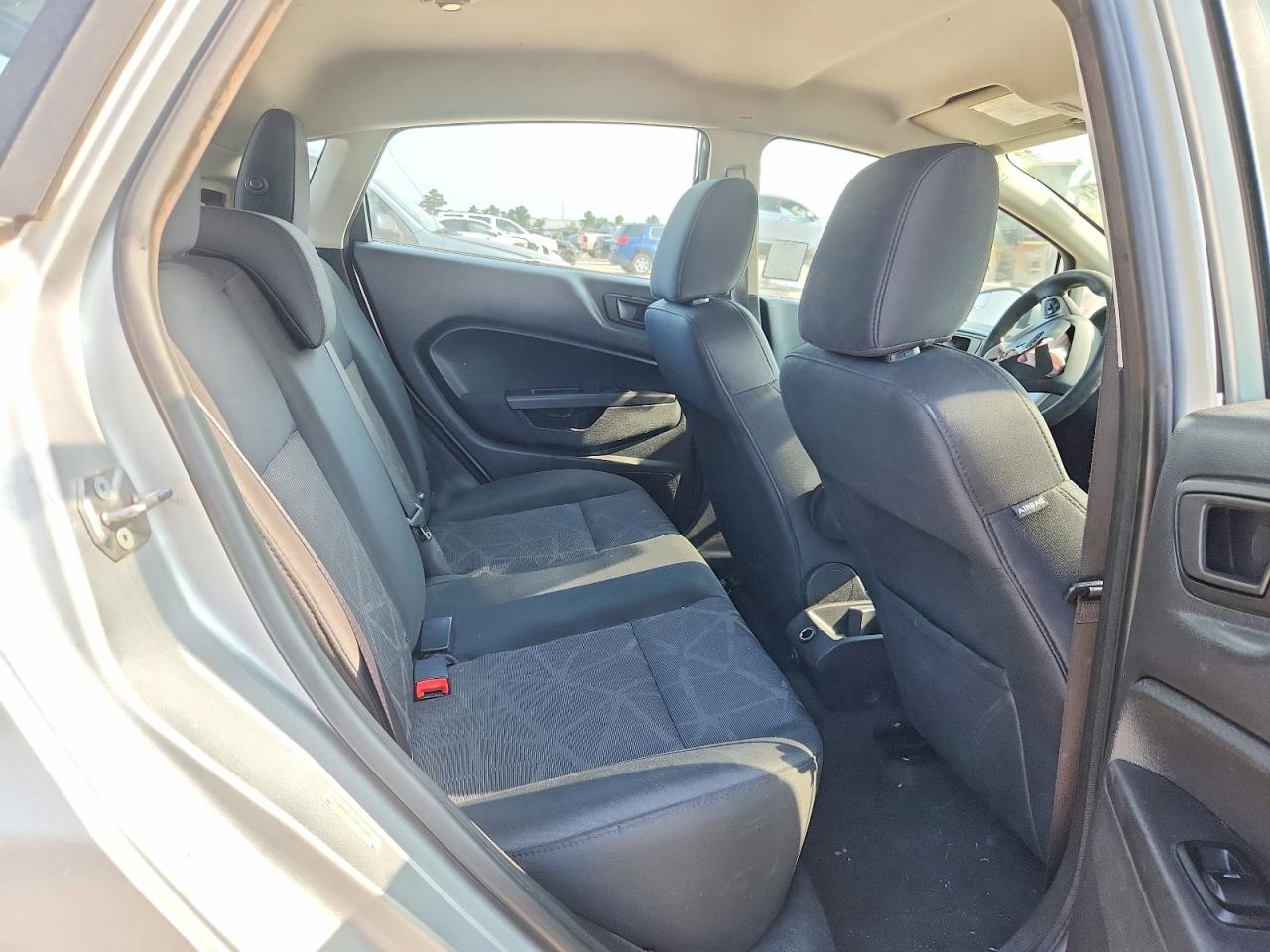 2012 Ford Fiesta Se Silver vin: 3FADP4EJ6CM159036