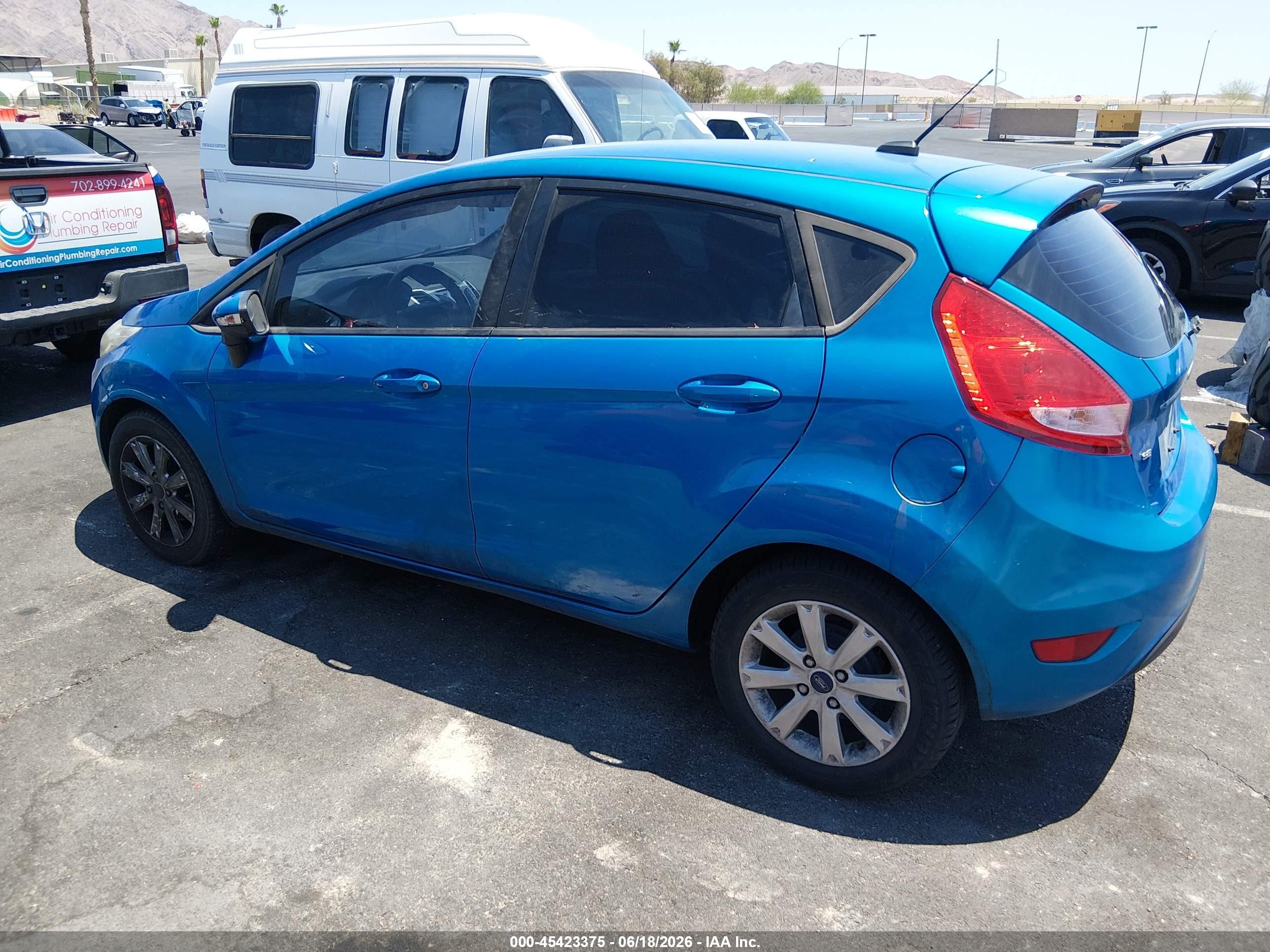 2013 Ford Fiesta Se Blue vin: 3FADP4EJ6DM186223