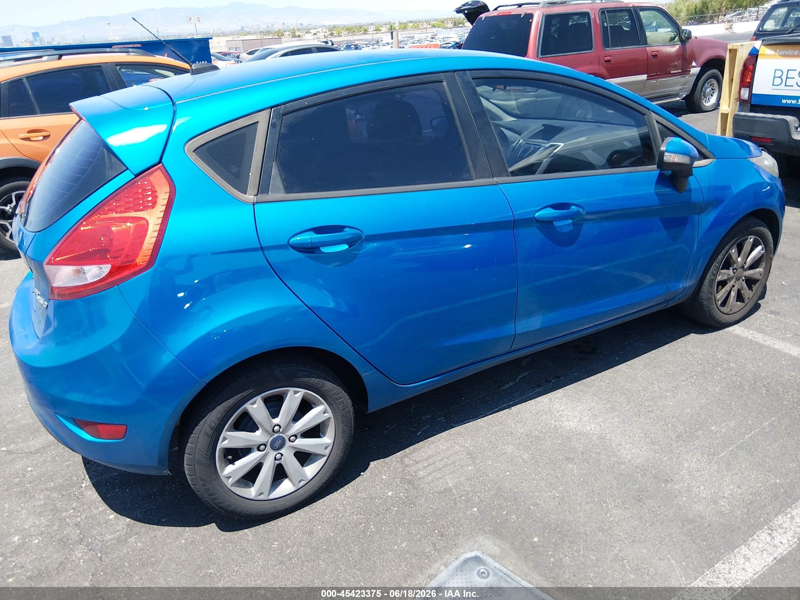 2013 Ford Fiesta Se Blue vin: 3FADP4EJ6DM186223