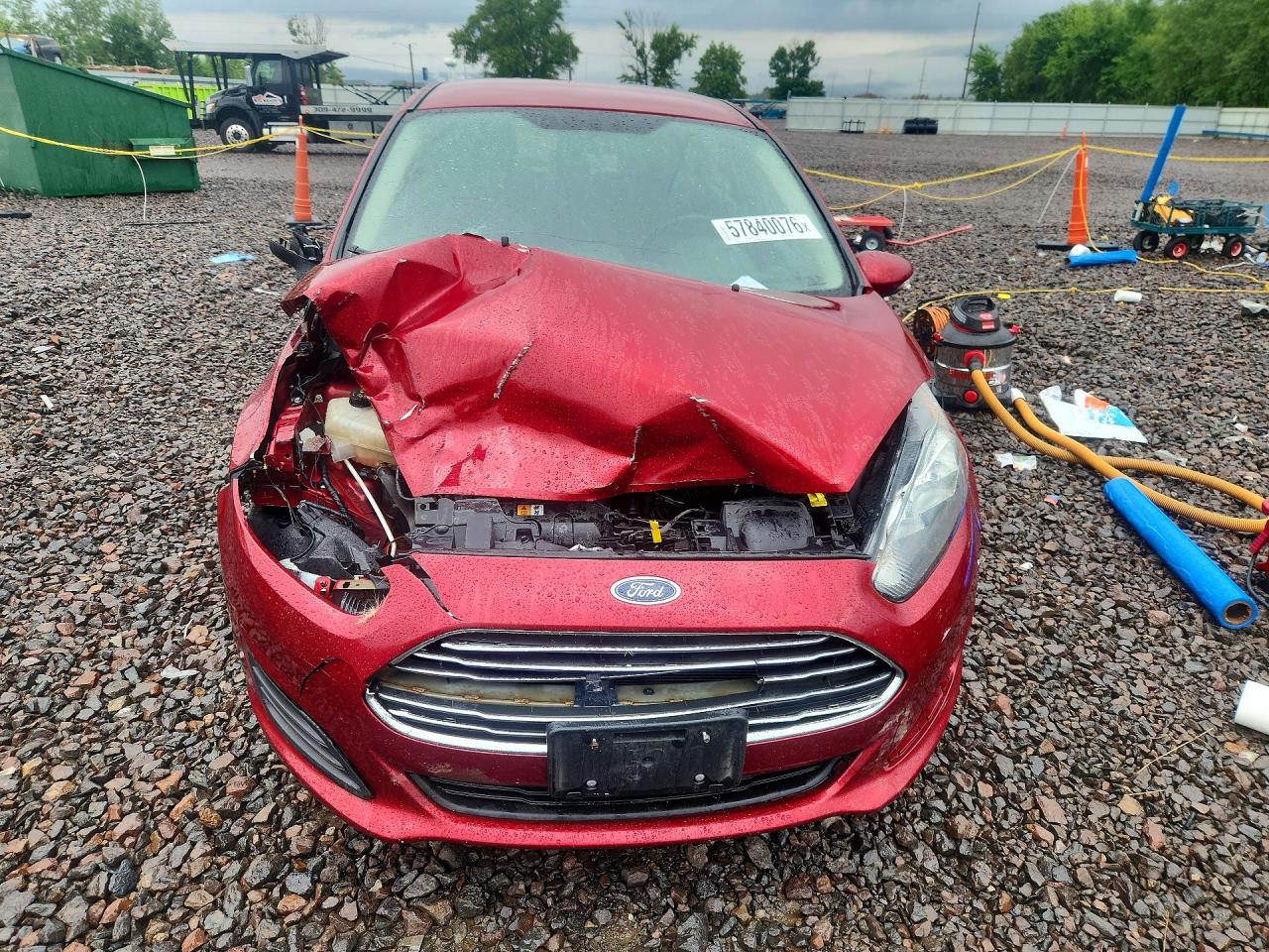 2014 Ford Fiesta Se Red vin: 3FADP4EJ6EM136231