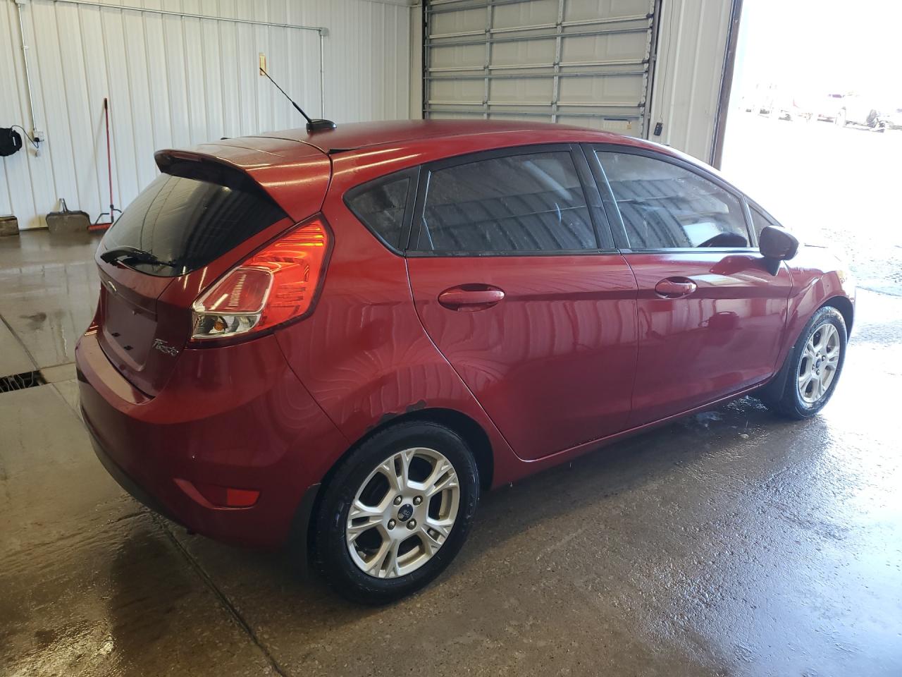 2014 Ford Fiesta Se Red vin: 3FADP4EJ6EM234112 Damage: Right Qtr Panel, Heavy Scratch, > 12 Inches