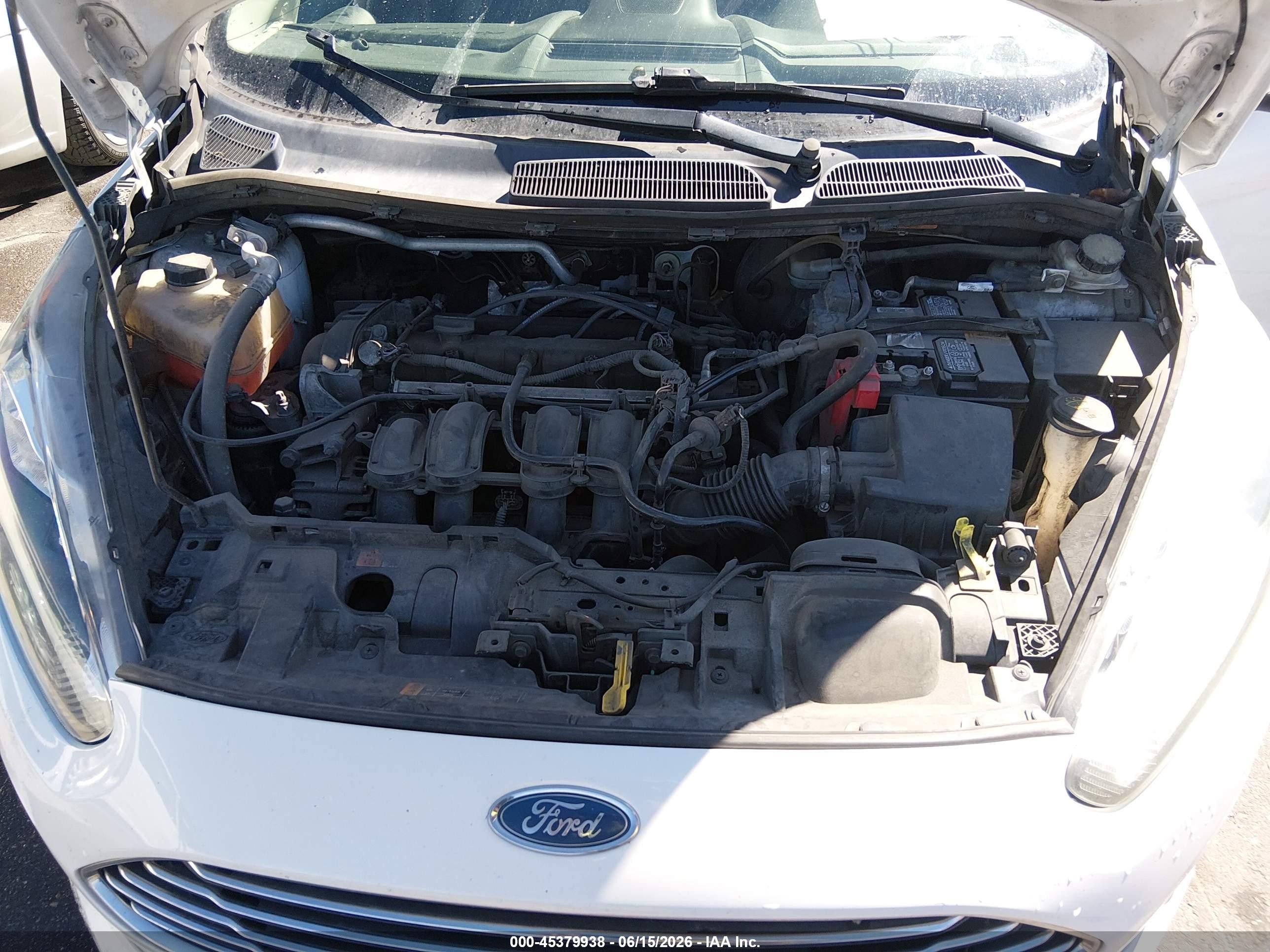 2015 Ford Fiesta Se White vin: 3FADP4EJ6FM108351