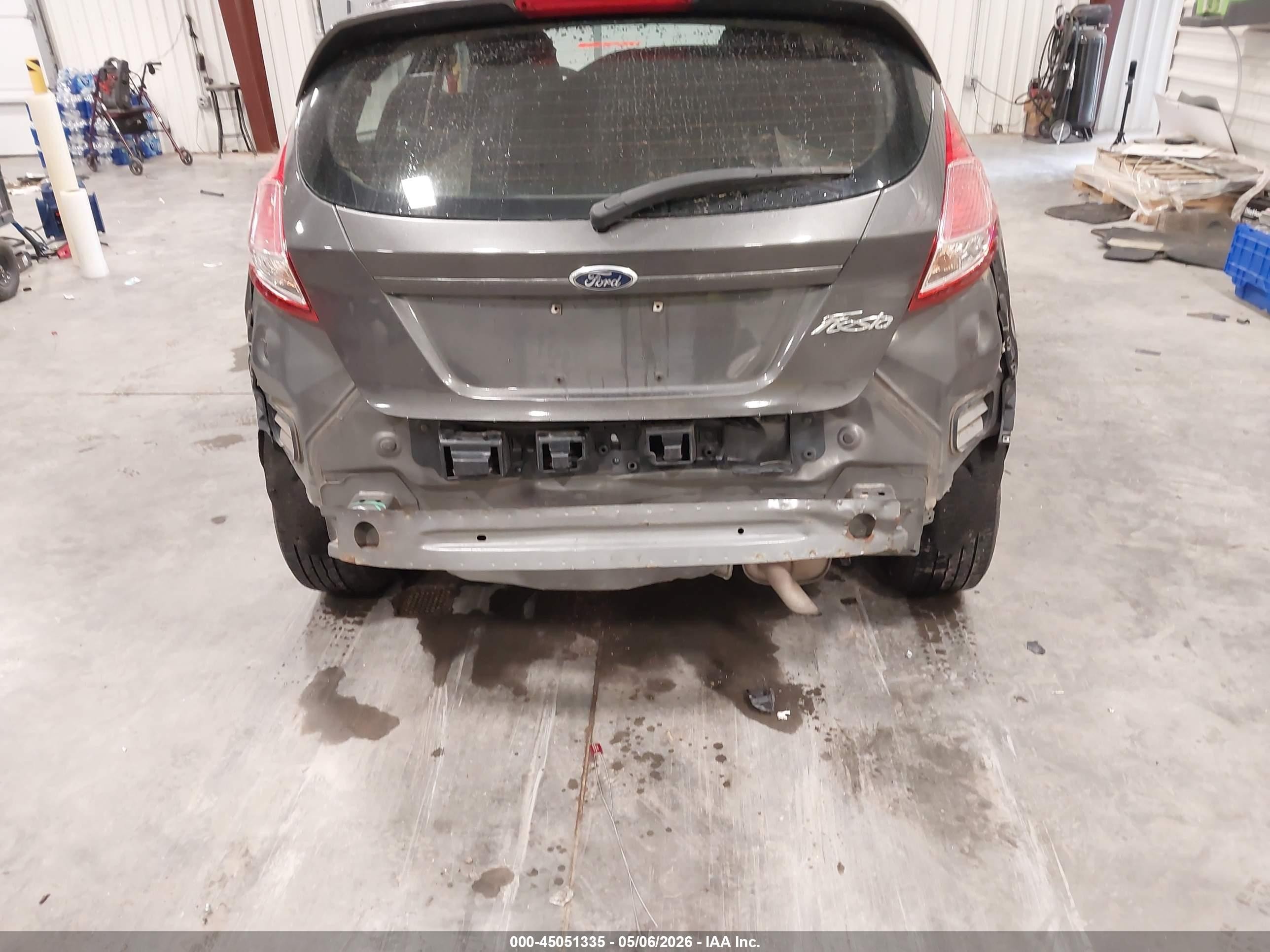 2015 Ford Fiesta Se Gray vin: 3FADP4EJ6FM224746
