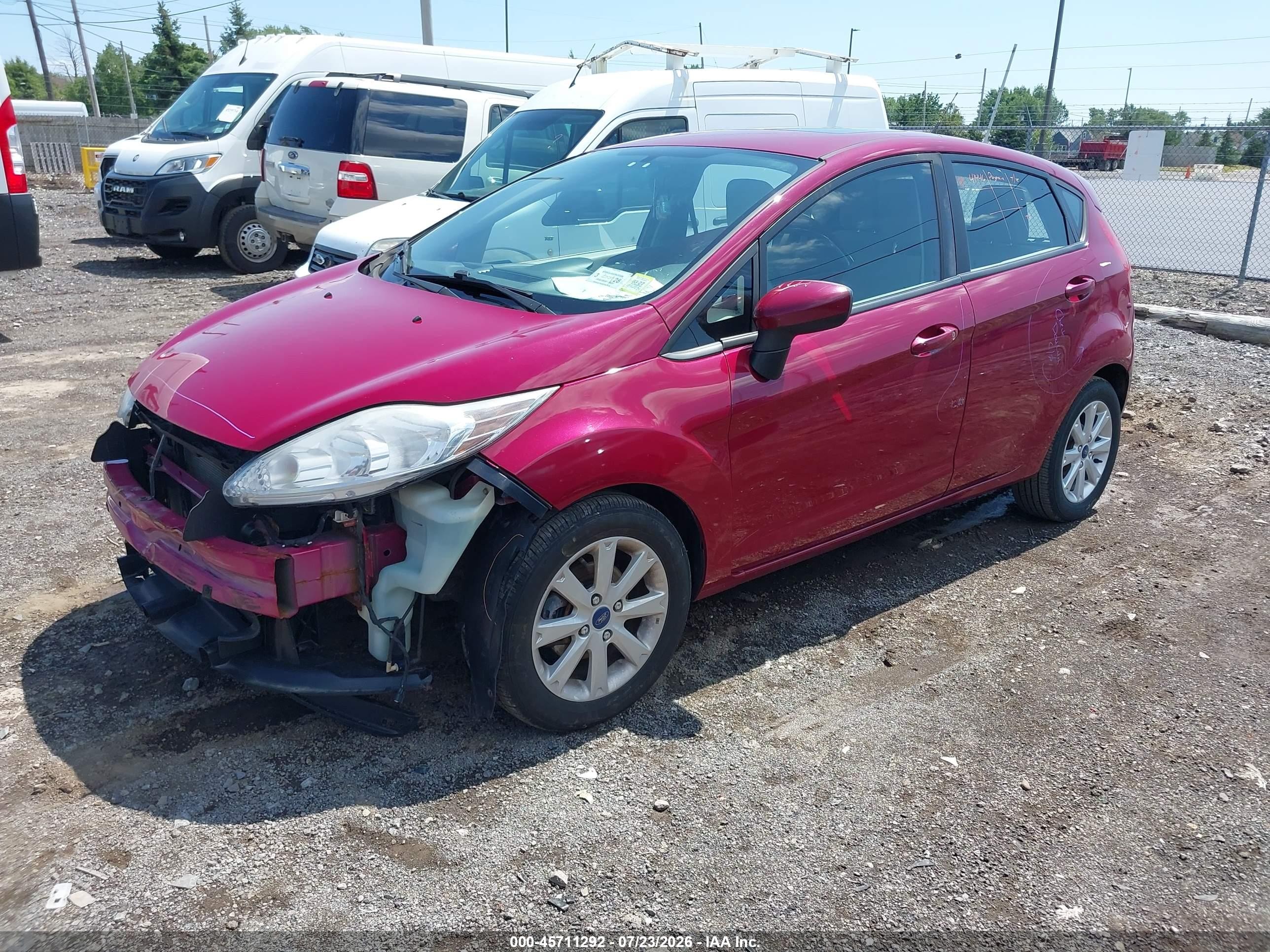 2011 Ford Fiesta Se Красный vin: 3FADP4EJ7BM200613
