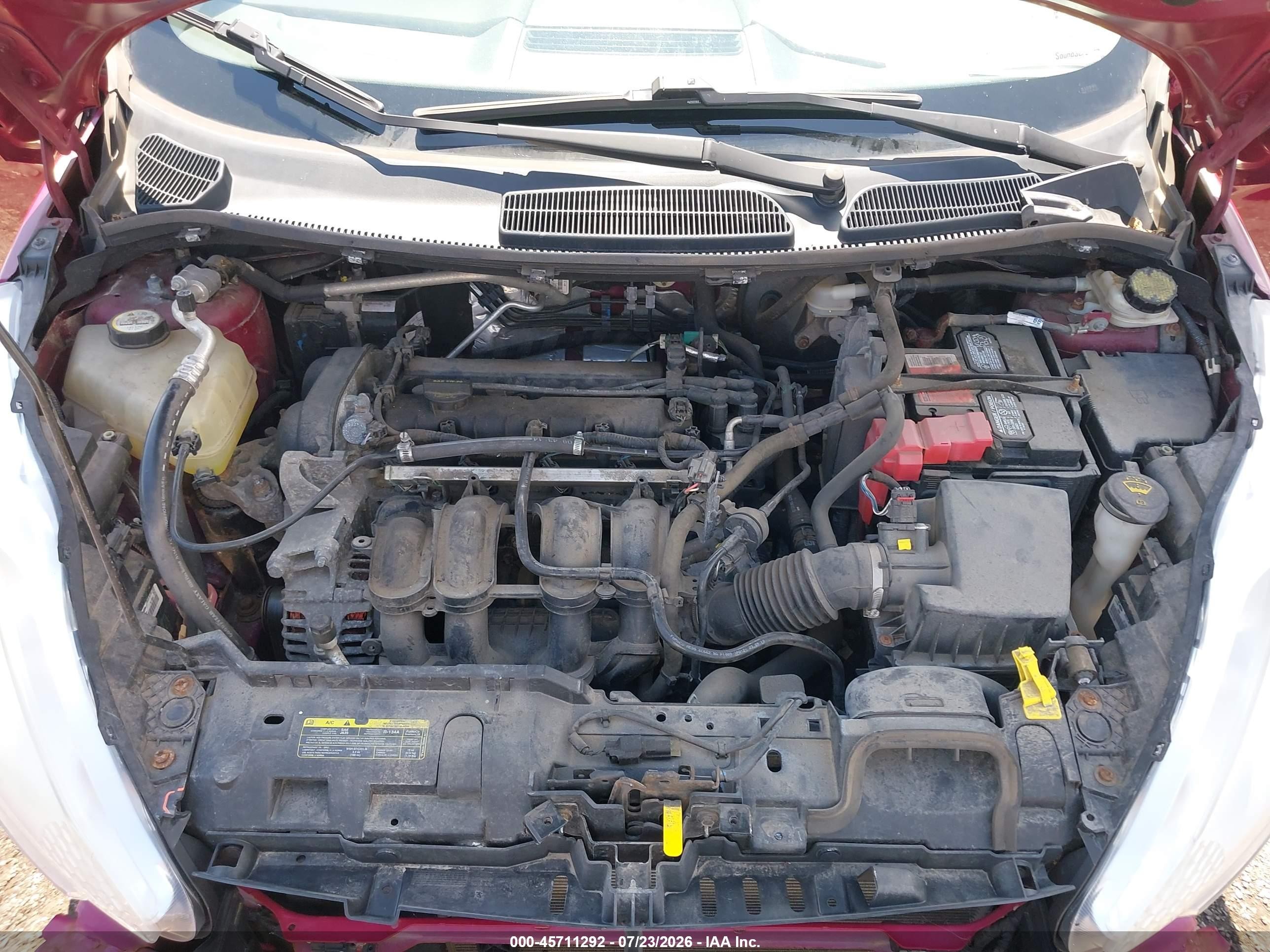 2011 Ford Fiesta Se Красный vin: 3FADP4EJ7BM200613
