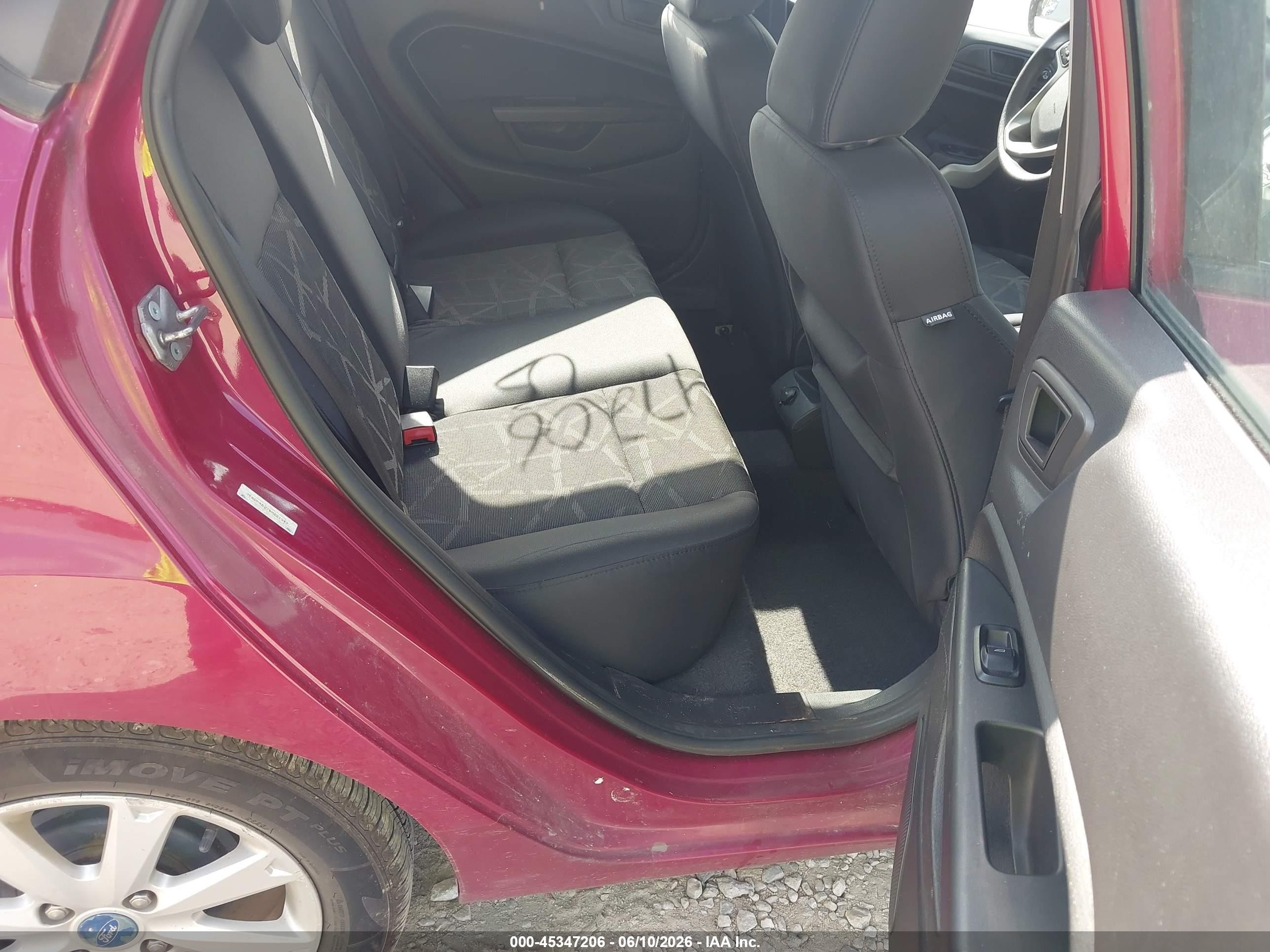 2011 Ford Fiesta Se Burgundy vin: 3FADP4EJ7BM221347