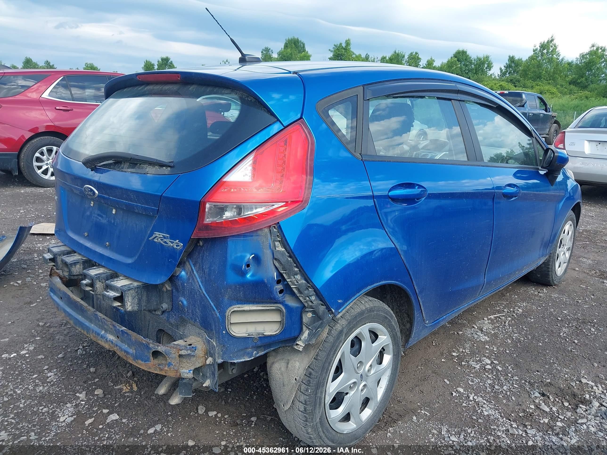 2011 Ford Fiesta Se Blue vin: 3FADP4EJ7BM231571
