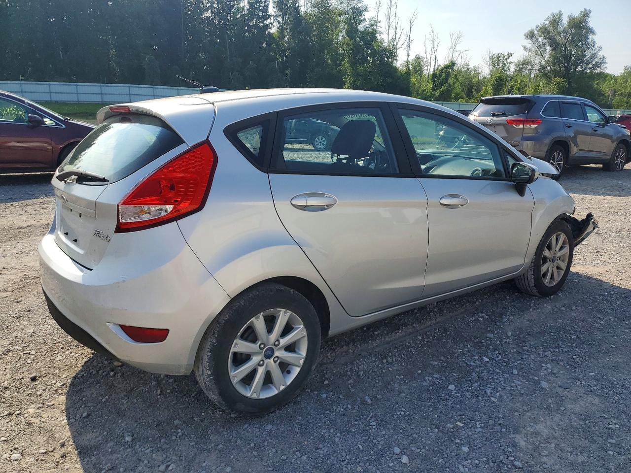 2012 Ford Fiesta Se Silver vin: 3FADP4EJ7CM101209