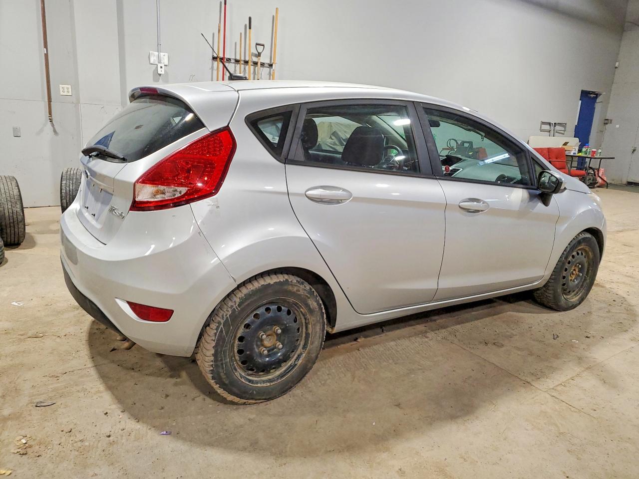 2013 Ford Fiesta Se Silver vin: 3FADP4EJ7DM135099
