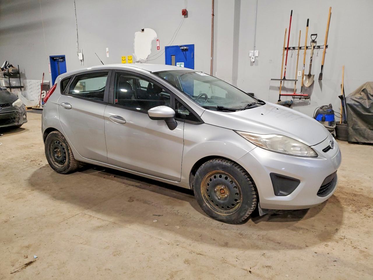 2013 Ford Fiesta Se Silver vin: 3FADP4EJ7DM135099