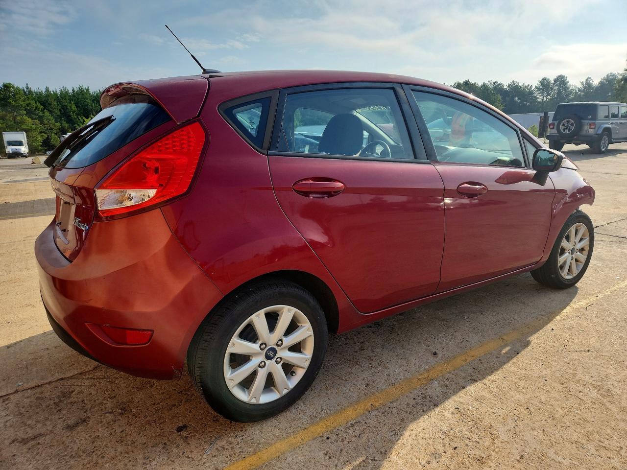 2013 Ford Fiesta Se Burgundy vin: 3FADP4EJ7DM206768