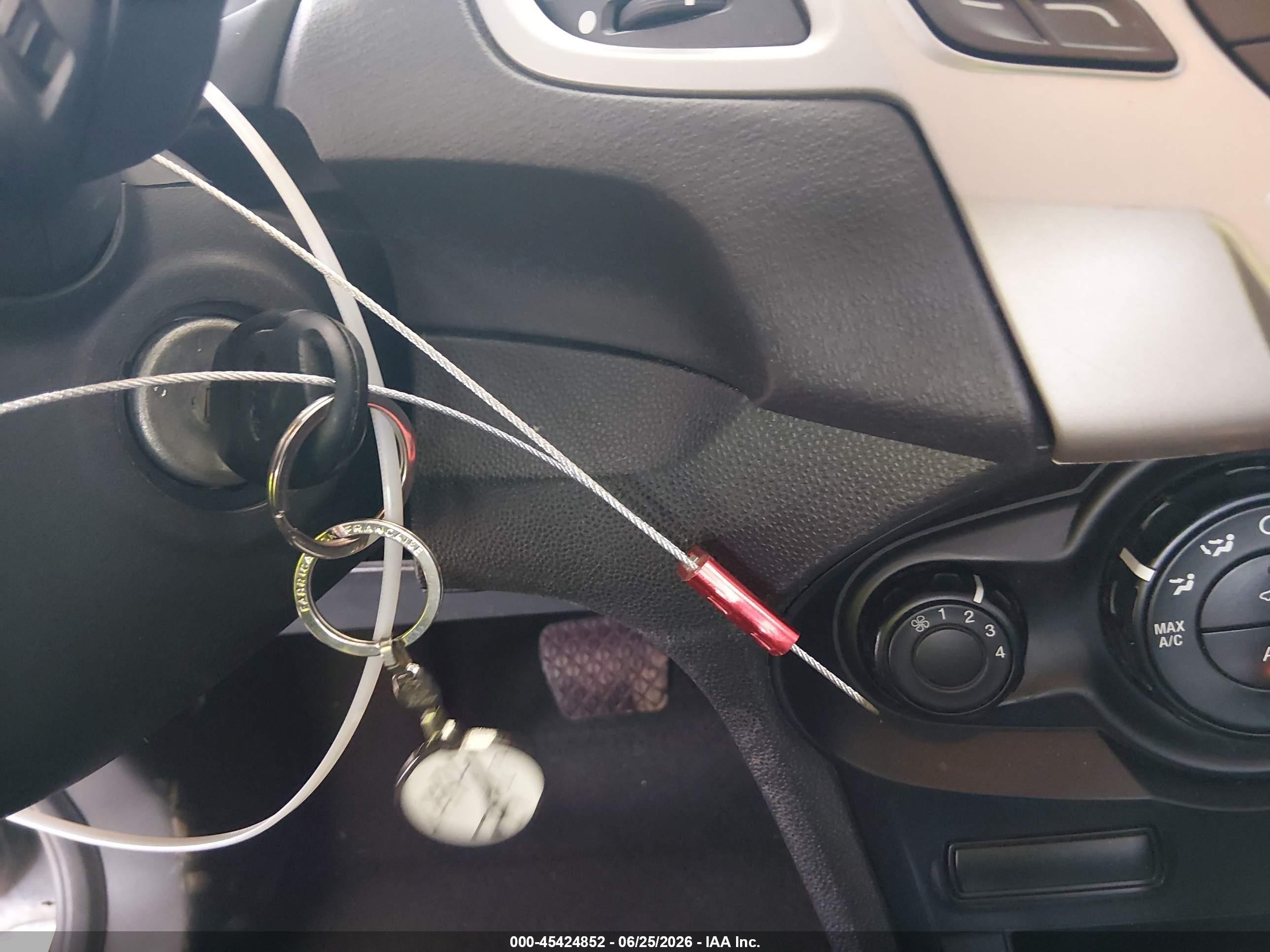 2013 Ford Fiesta Se Черный vin: 3FADP4EJ7DM219827