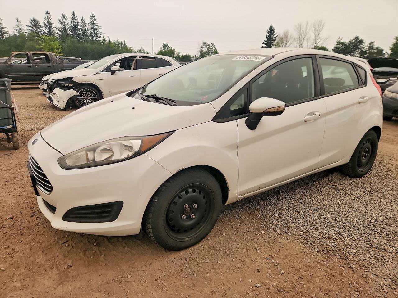 2014 Ford Fiesta Se White vin: 3FADP4EJ7EM105635