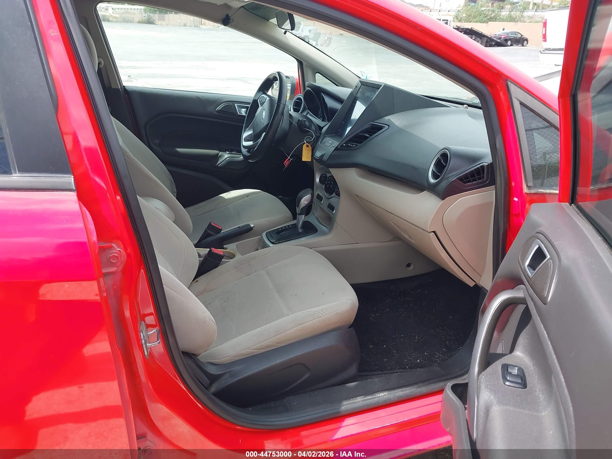 2014 Ford Fiesta Se Red vin: 3FADP4EJ7EM108146