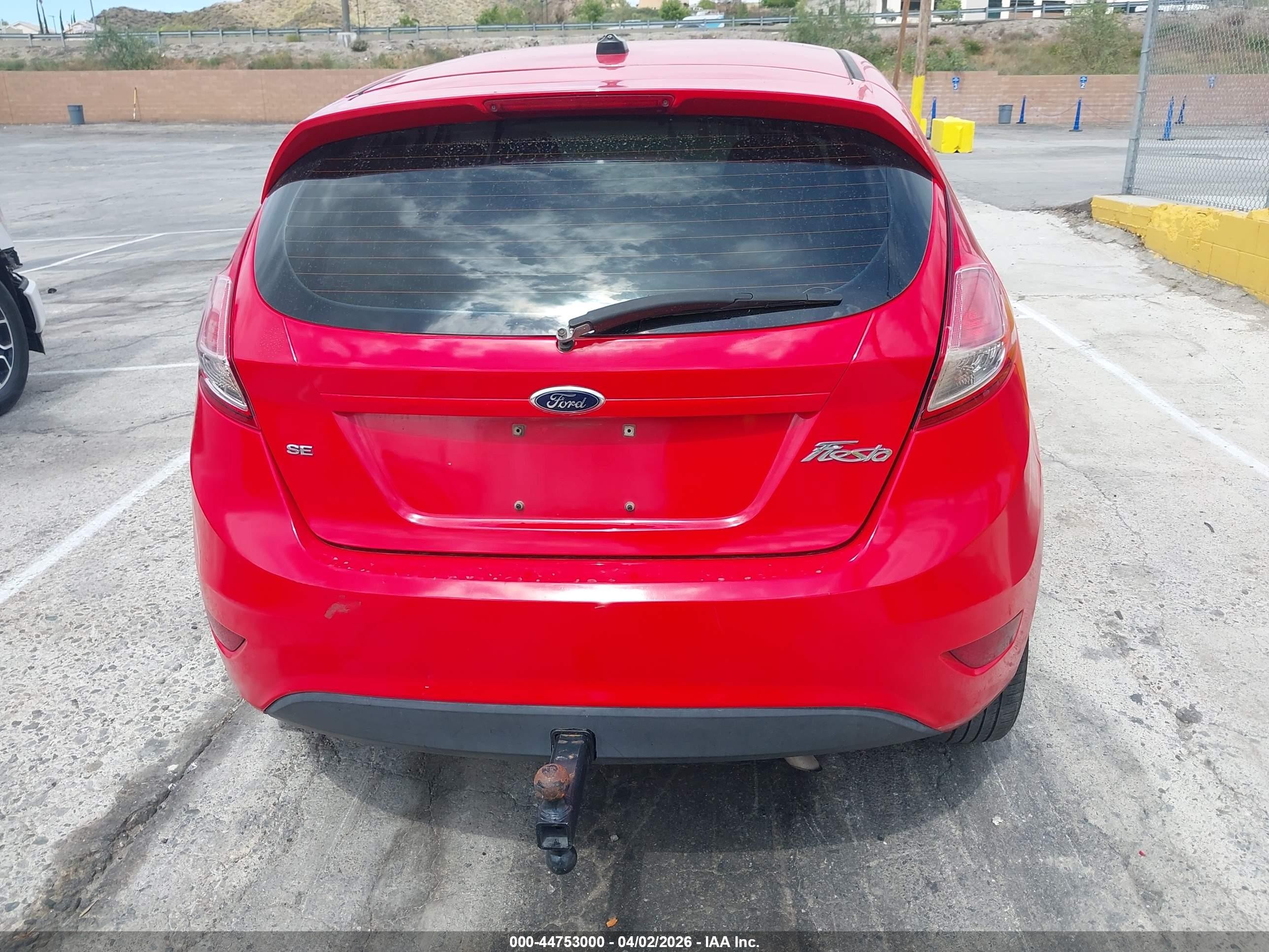 2014 Ford Fiesta Se Red vin: 3FADP4EJ7EM108146