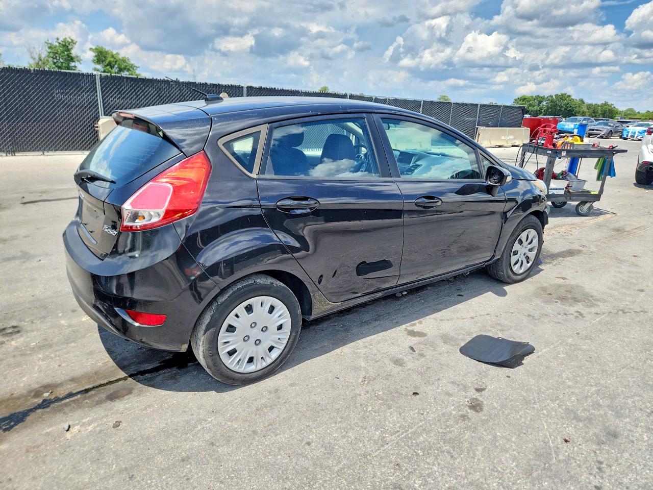 2014 Ford Fiesta Se Черный vin: 3FADP4EJ7EM189388