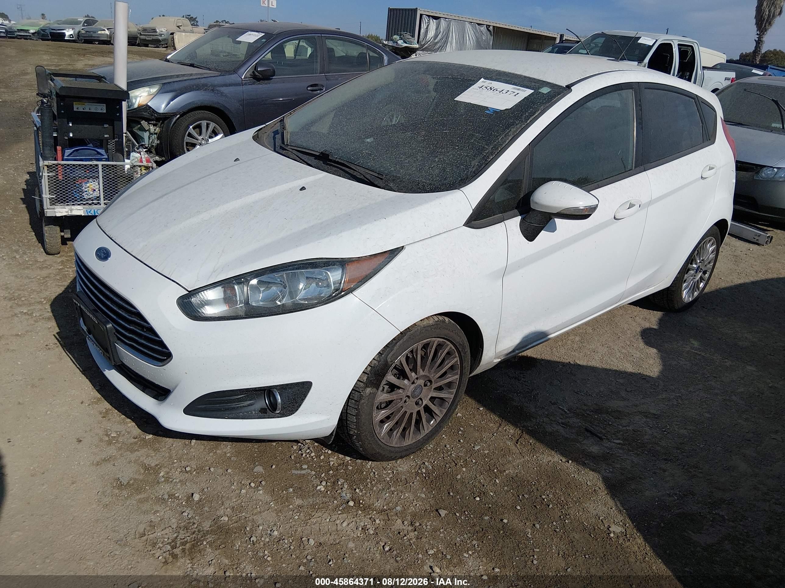 2015 Ford Fiesta Se White vin: 3FADP4EJ7FM108245