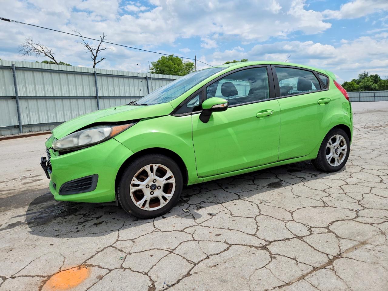 2015 Ford Fiesta Se Green vin: 3FADP4EJ7FM150415