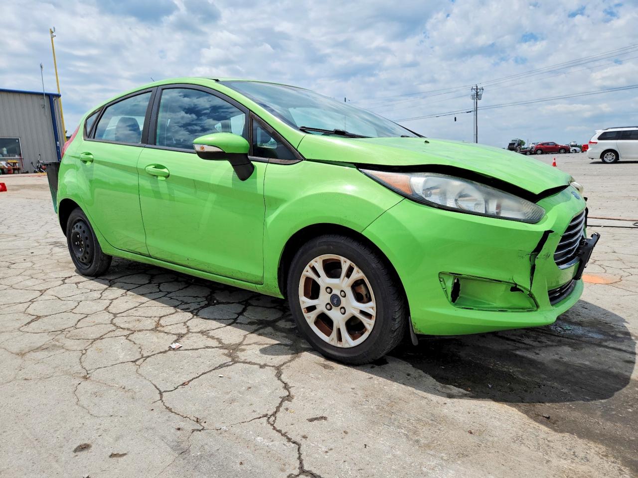 2015 Ford Fiesta Se Green vin: 3FADP4EJ7FM150415