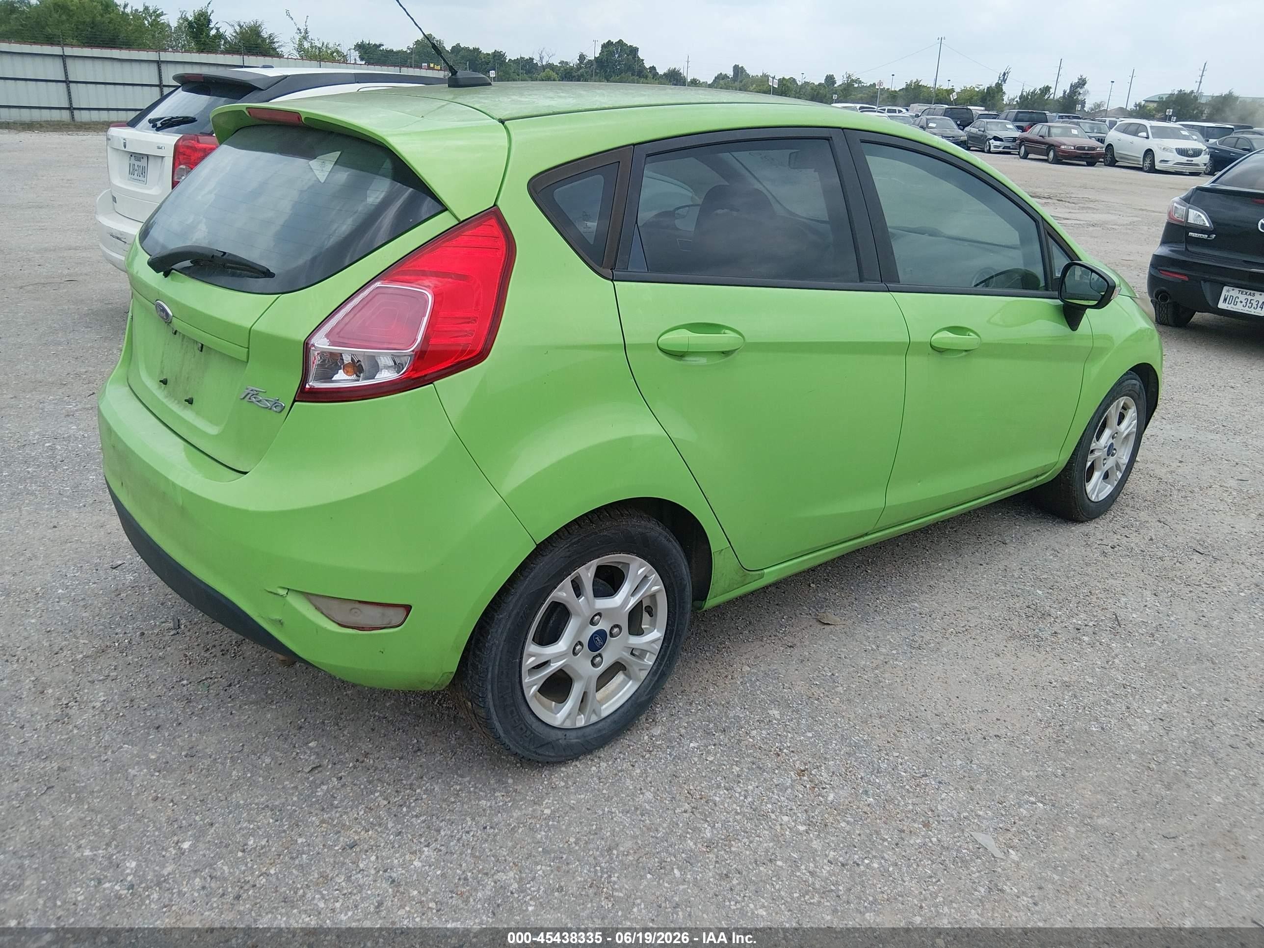 2015 Ford Fiesta Se Green vin: 3FADP4EJ7FM161480