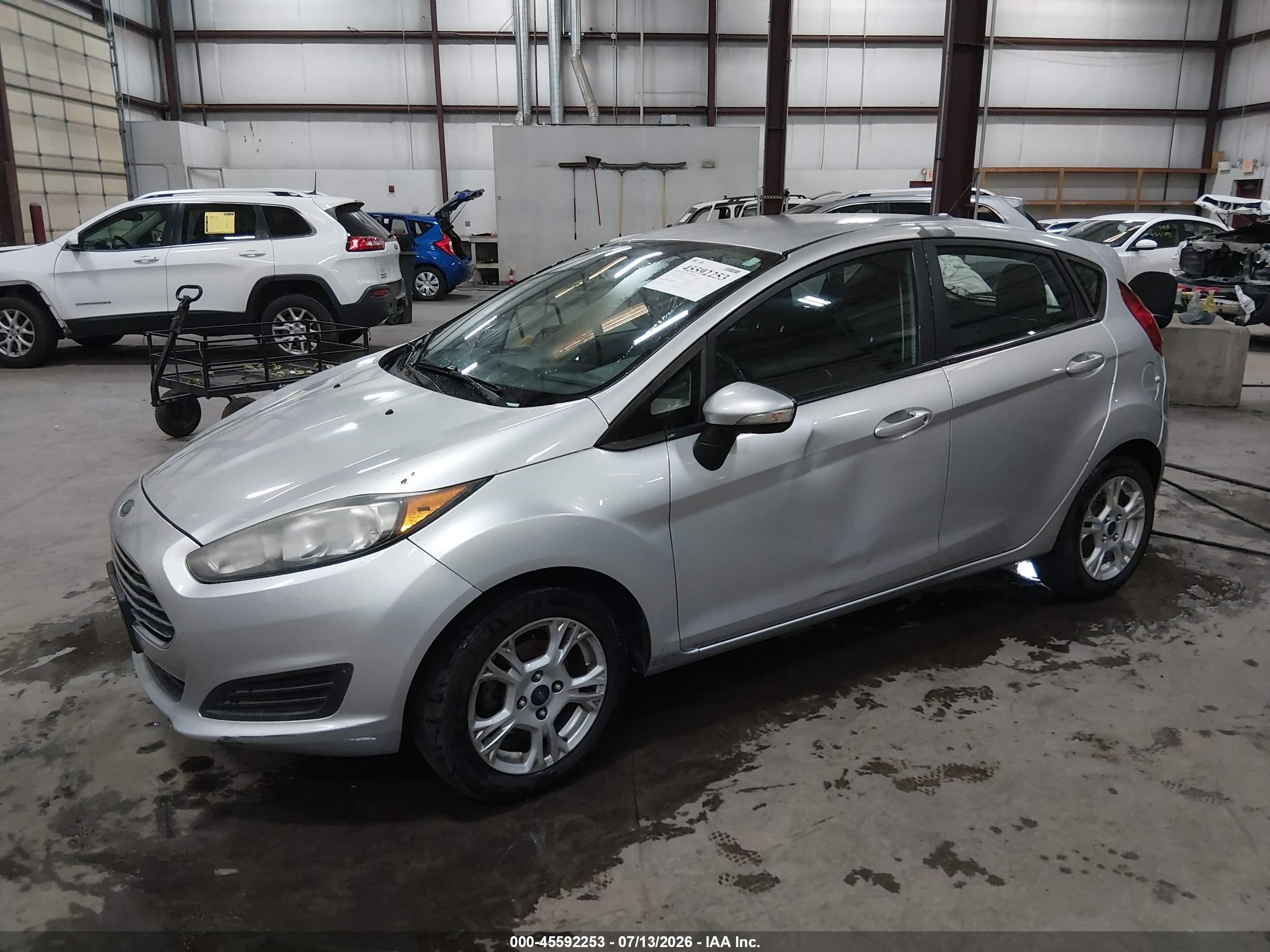 2015 Ford Fiesta Se Silver vin: 3FADP4EJ7FM213920