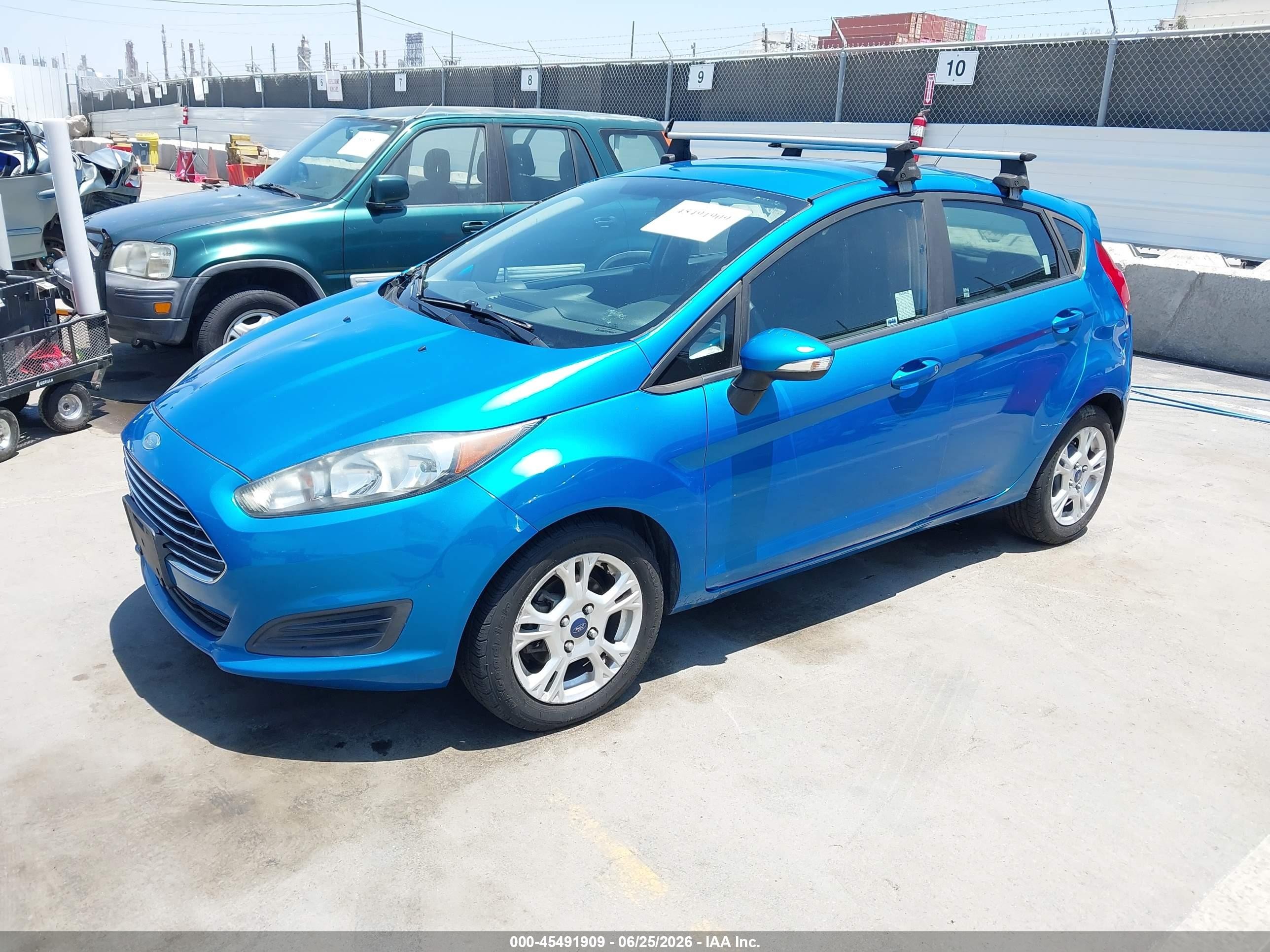 2015 Ford Fiesta Se Blue vin: 3FADP4EJ7FM224917