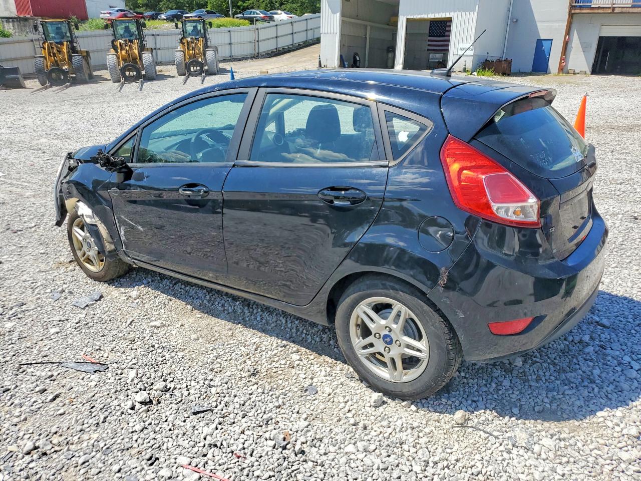 2019 Ford Fiesta Se Black vin: 3FADP4EJ7KM113262