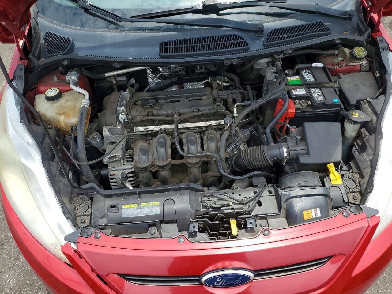 2011 Ford Fiesta Se Red vin: 3FADP4EJ8BM232325