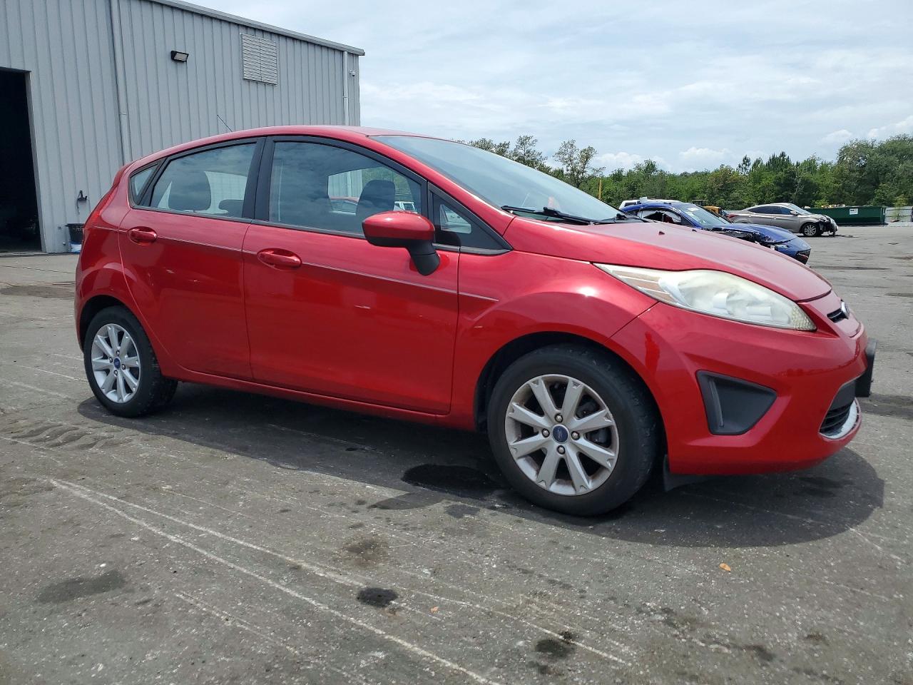 2011 Ford Fiesta Se Red vin: 3FADP4EJ8BM232325