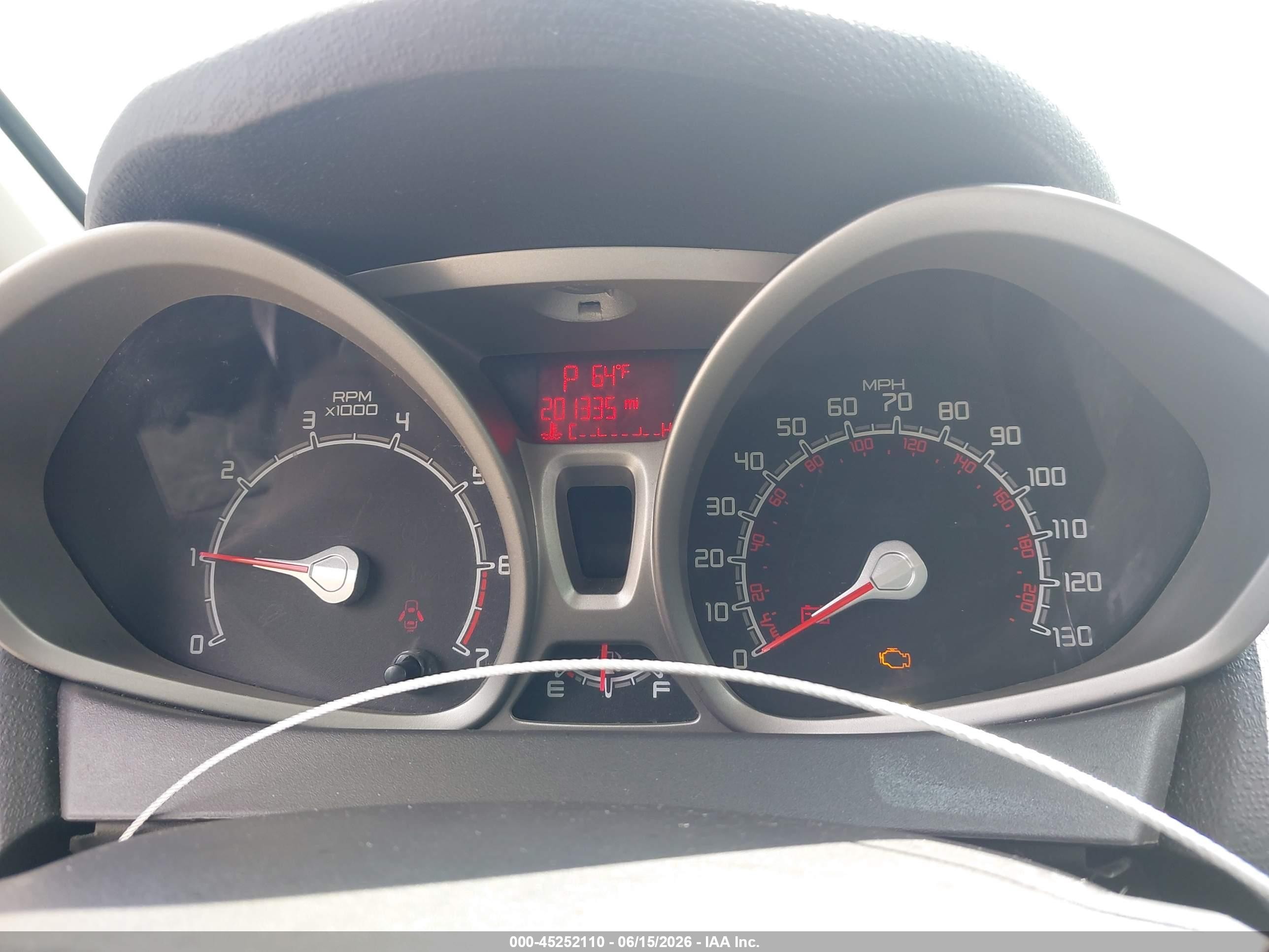 2013 Ford Fiesta Se Белый vin: 3FADP4EJ8DM109837