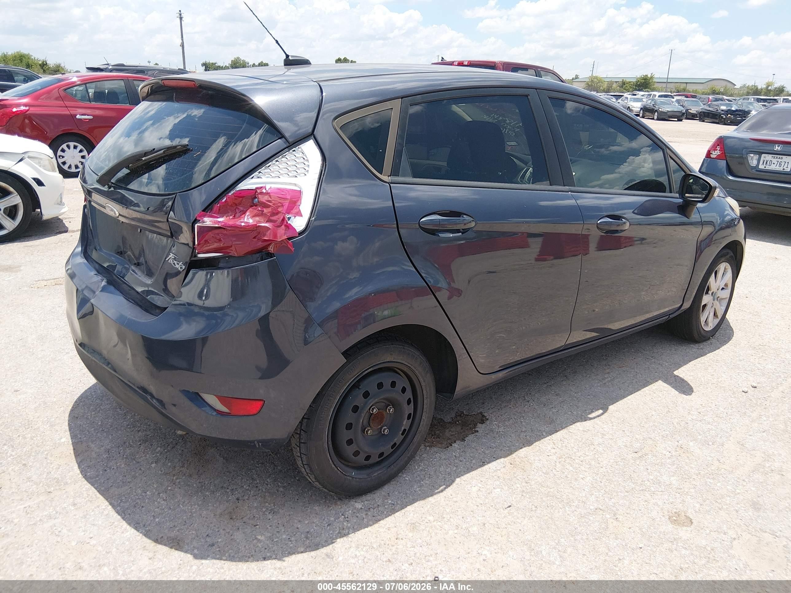 2013 Ford Fiesta Se Purple vin: 3FADP4EJ8DM118814