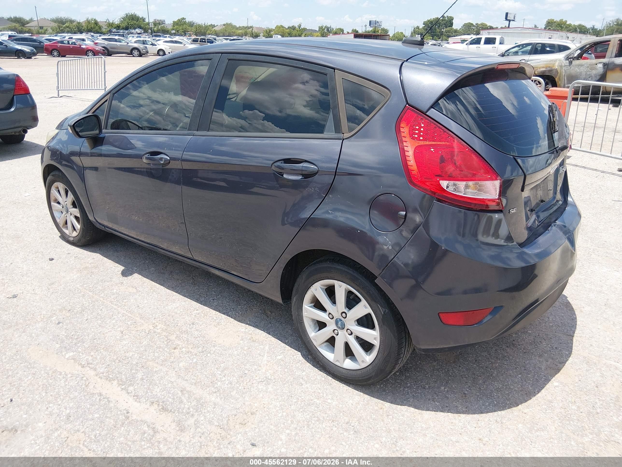 2013 Ford Fiesta Se Purple vin: 3FADP4EJ8DM118814