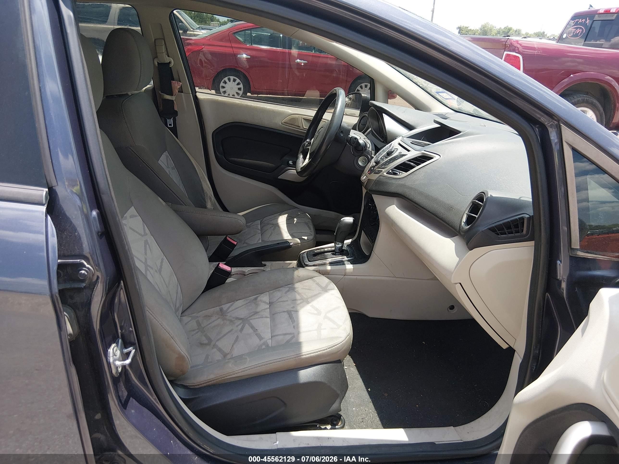 2013 Ford Fiesta Se Purple vin: 3FADP4EJ8DM118814