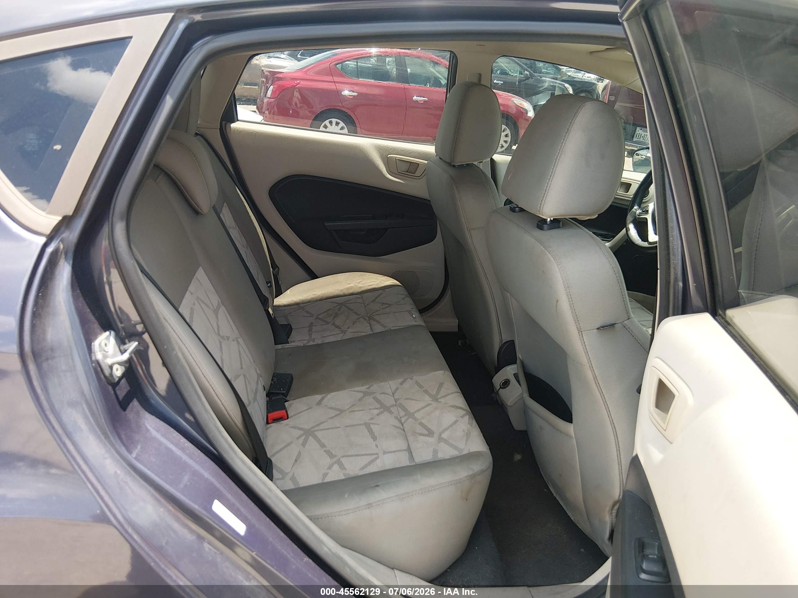 2013 Ford Fiesta Se Purple vin: 3FADP4EJ8DM118814