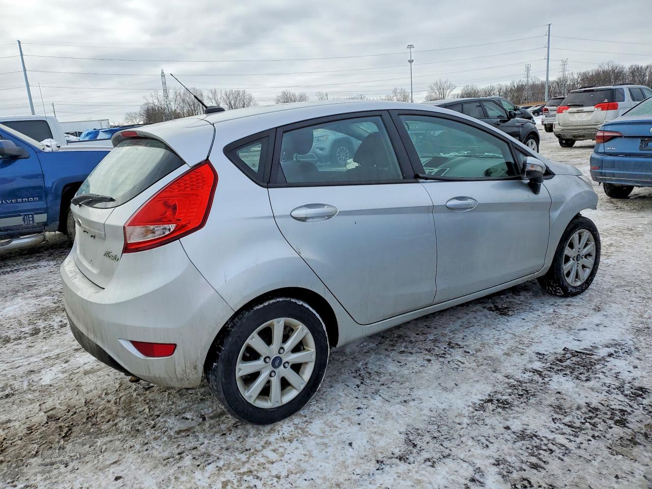 2013 Ford Fiesta Se Silver vin: 3FADP4EJ8DM132115