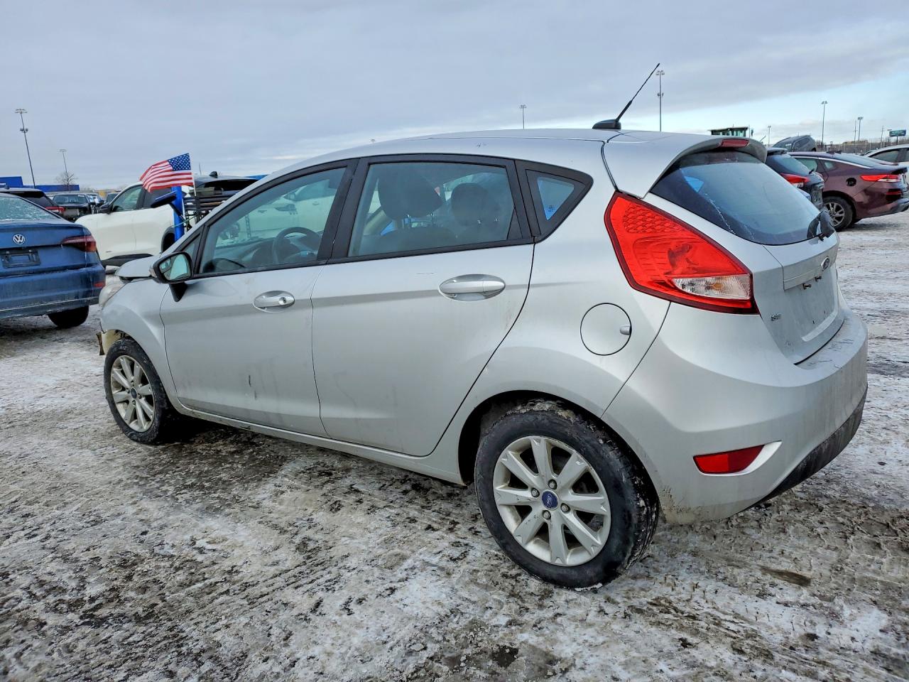 2013 Ford Fiesta Se Silver vin: 3FADP4EJ8DM132115