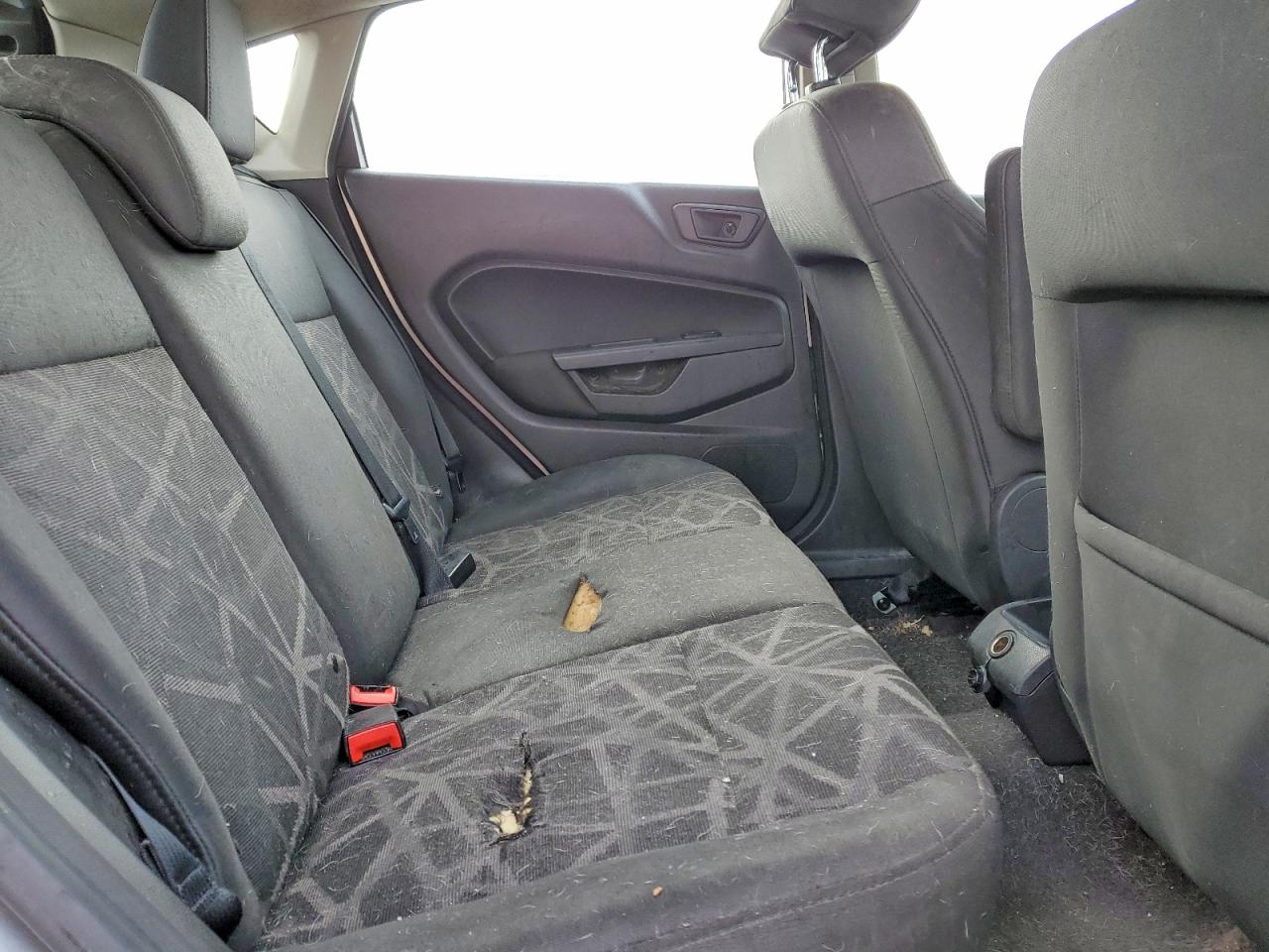 2013 Ford Fiesta Se Silver vin: 3FADP4EJ8DM132115