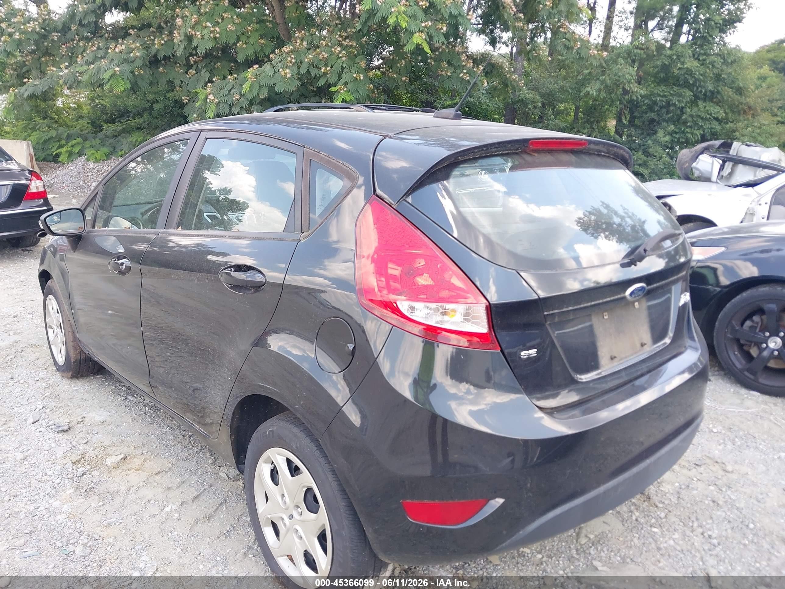 2013 Ford Fiesta Se Gray vin: 3FADP4EJ8DM218105