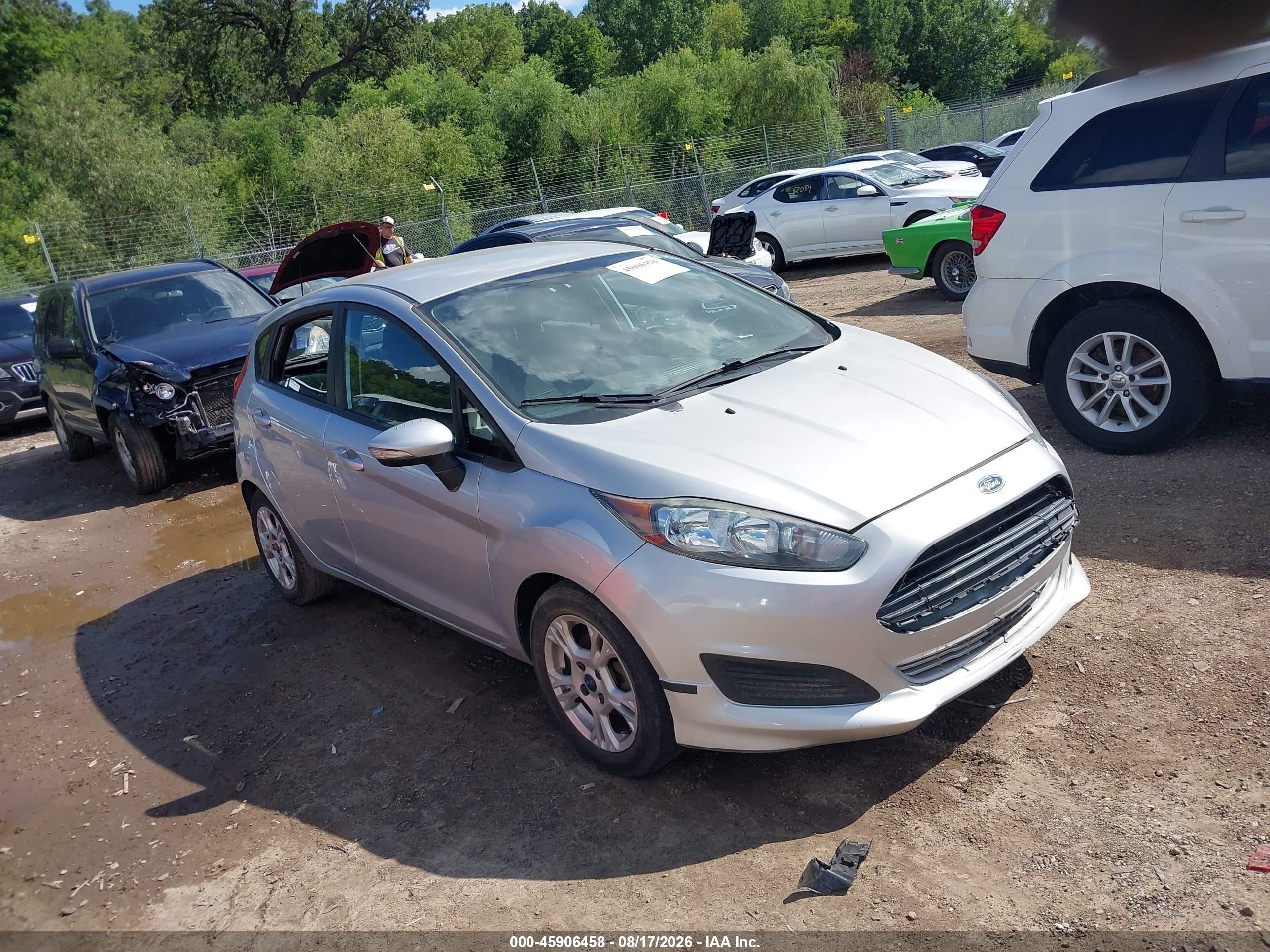2014 Ford Fiesta Se Gray vin: 3FADP4EJ8EM102680