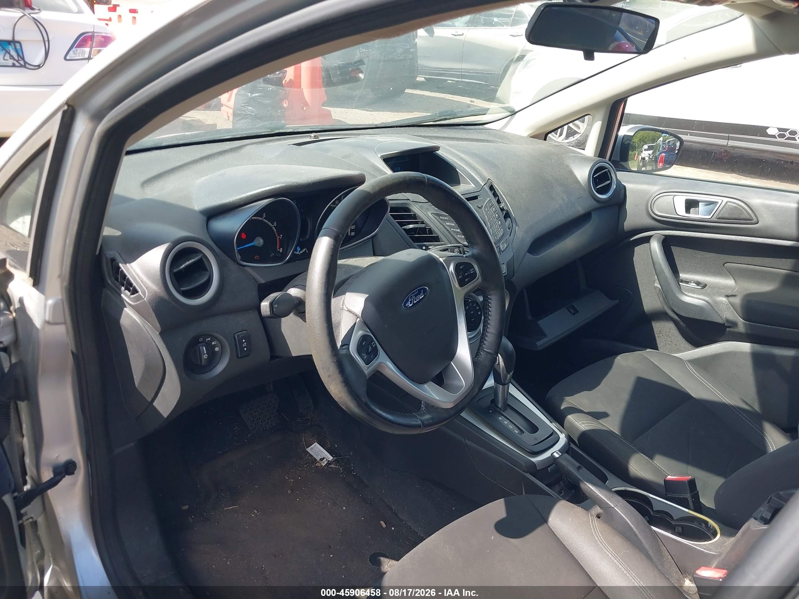 2014 Ford Fiesta Se Gray vin: 3FADP4EJ8EM102680