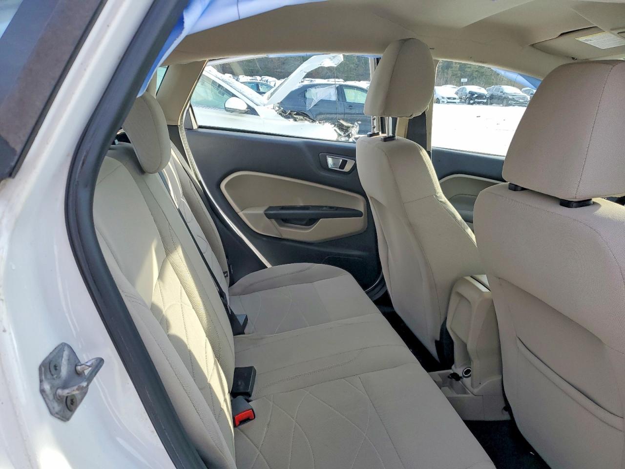 2014 Ford Fiesta Se White vin: 3FADP4EJ8EM125604