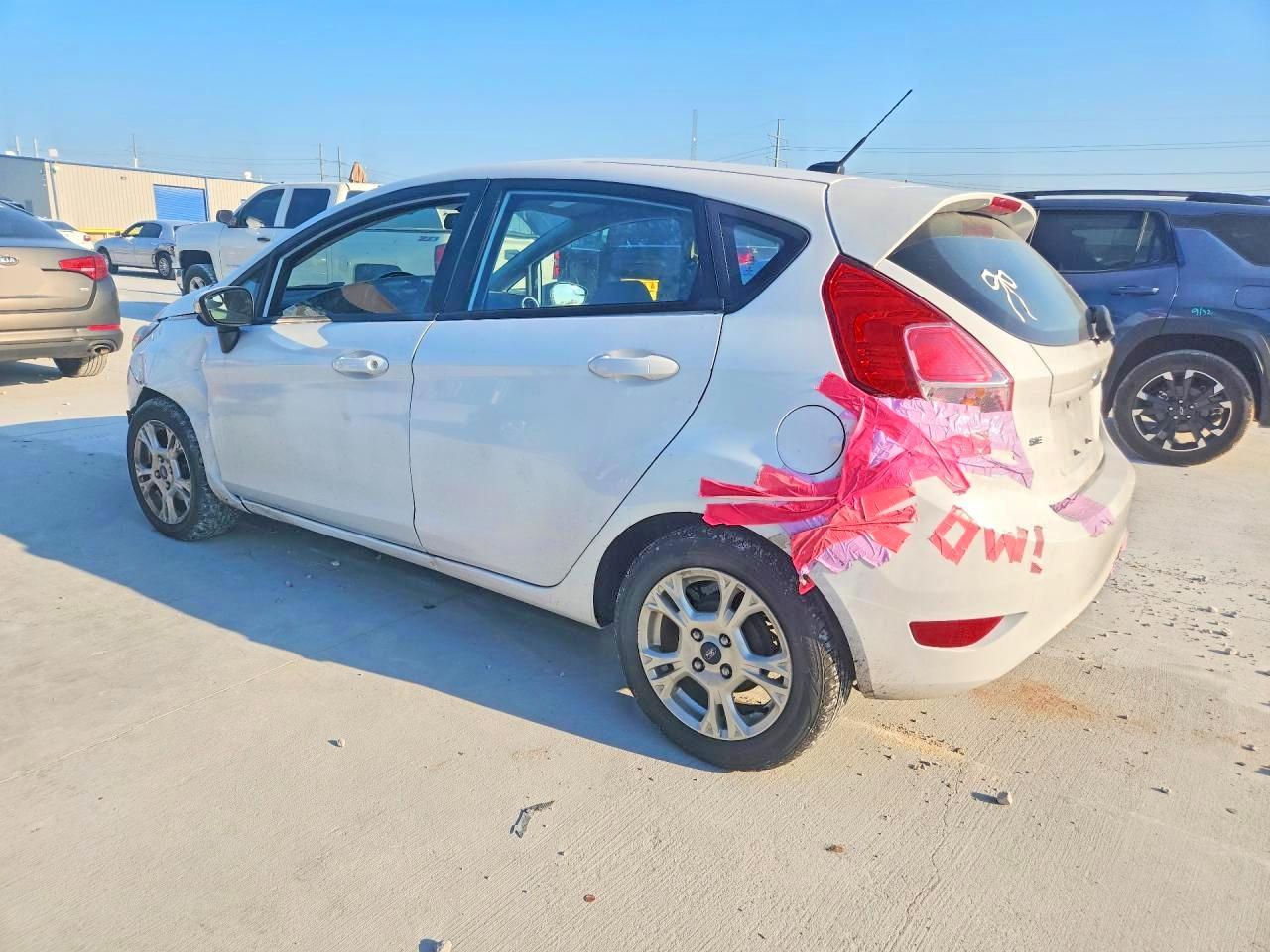 2014 Ford Fiesta Se White vin: 3FADP4EJ8EM125604