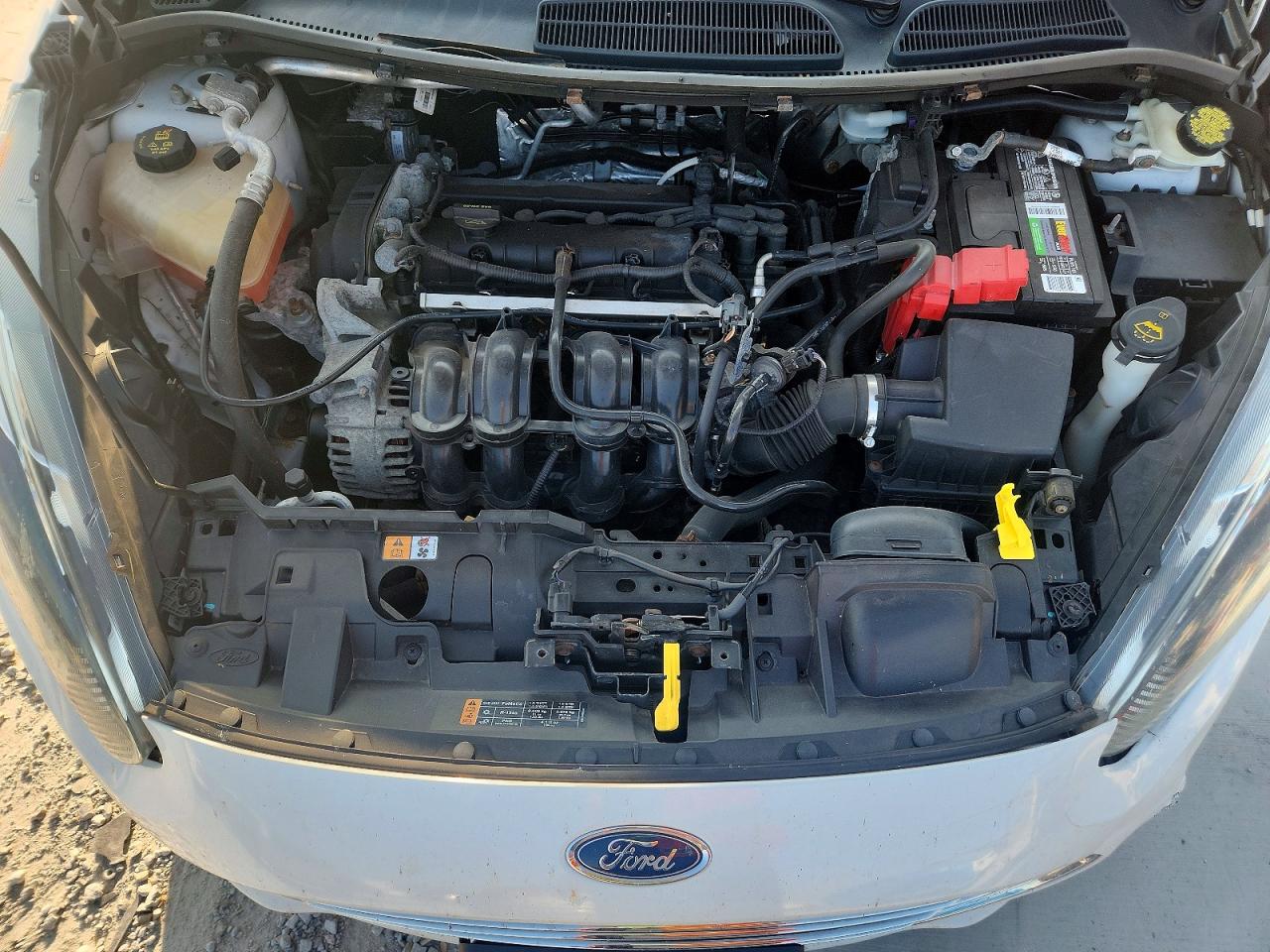 2014 Ford Fiesta Se White vin: 3FADP4EJ8EM125604
