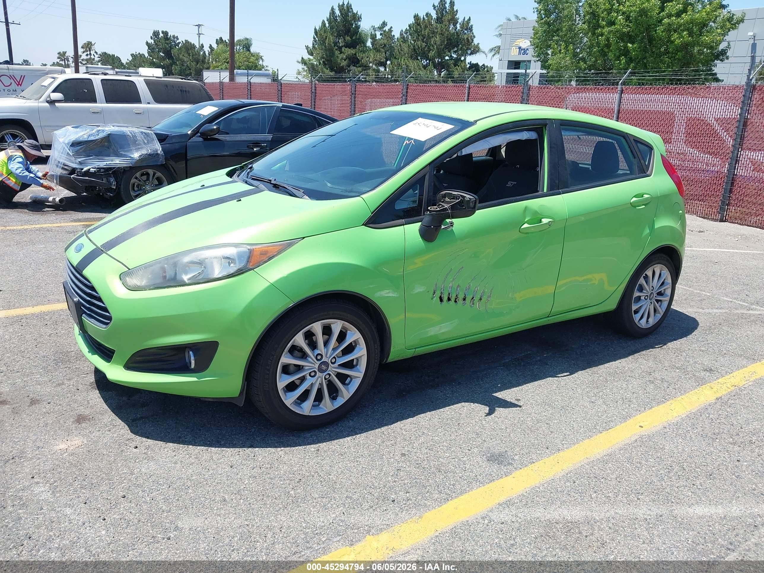 2014 Ford Fiesta Se Green vin: 3FADP4EJ8EM142628