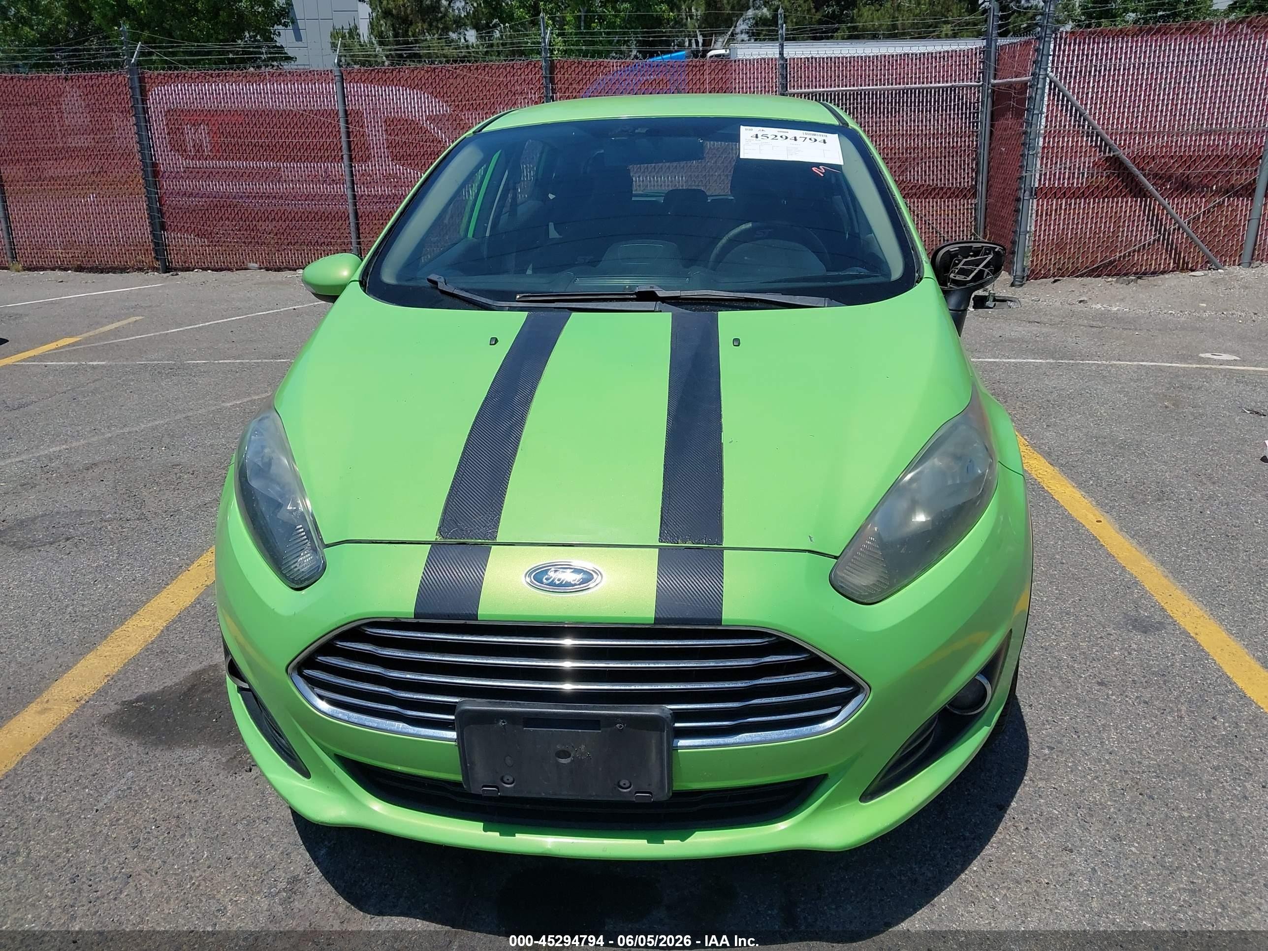 2014 Ford Fiesta Se Green vin: 3FADP4EJ8EM142628